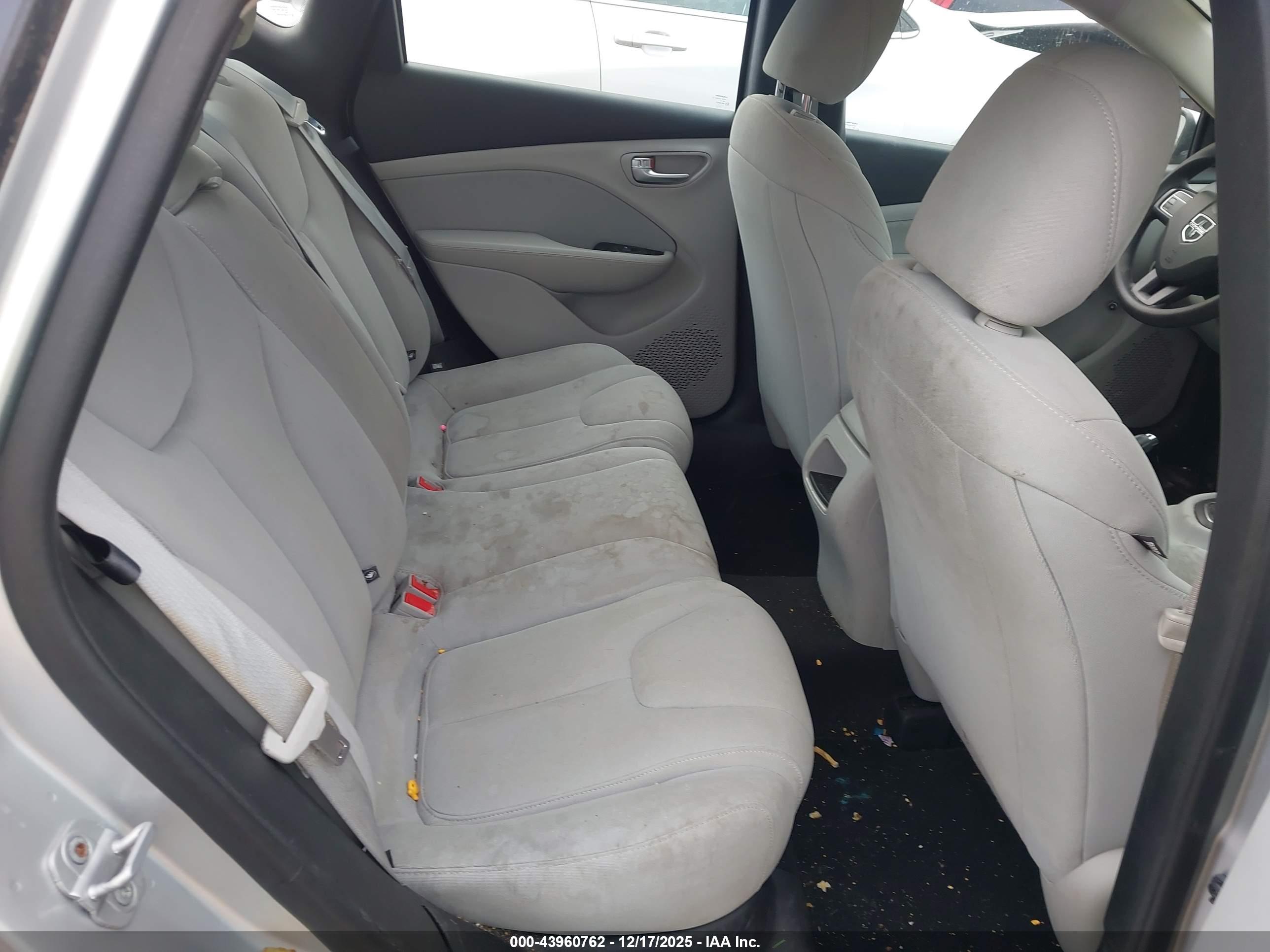 DODGE DART image 8