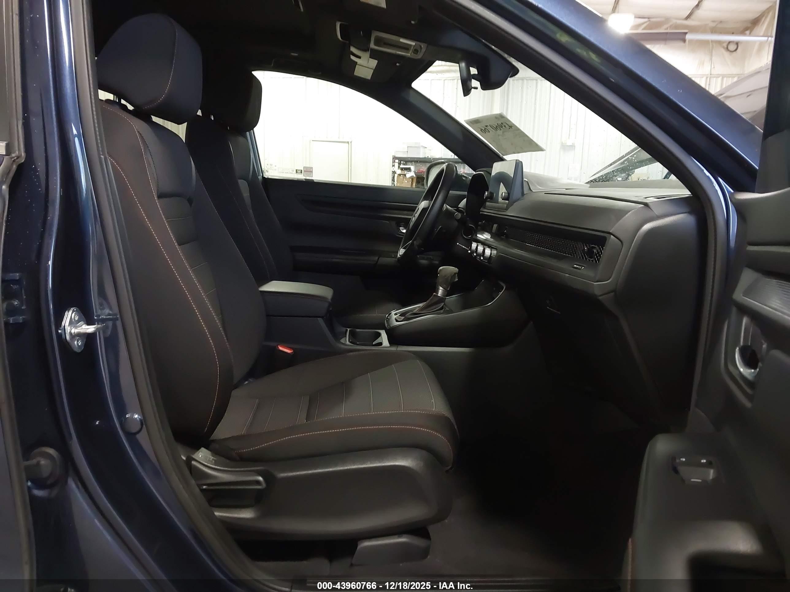 HONDA CR-V image 5