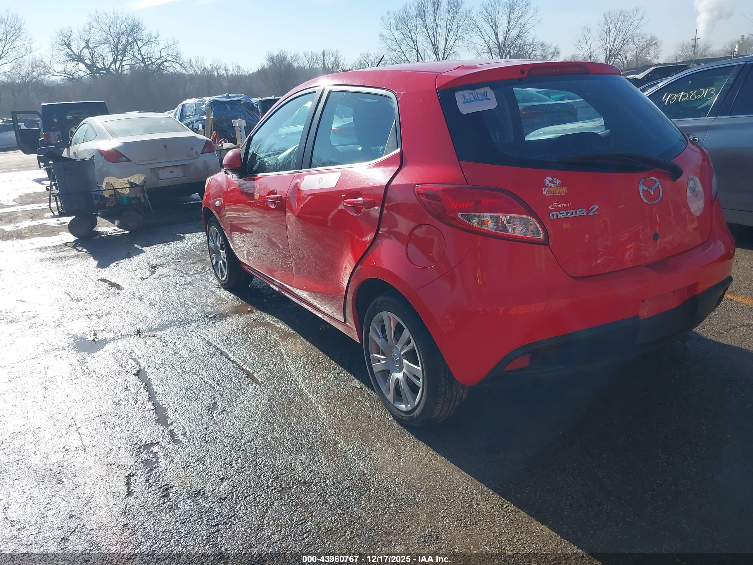 MAZDA MAZDA2 image 3