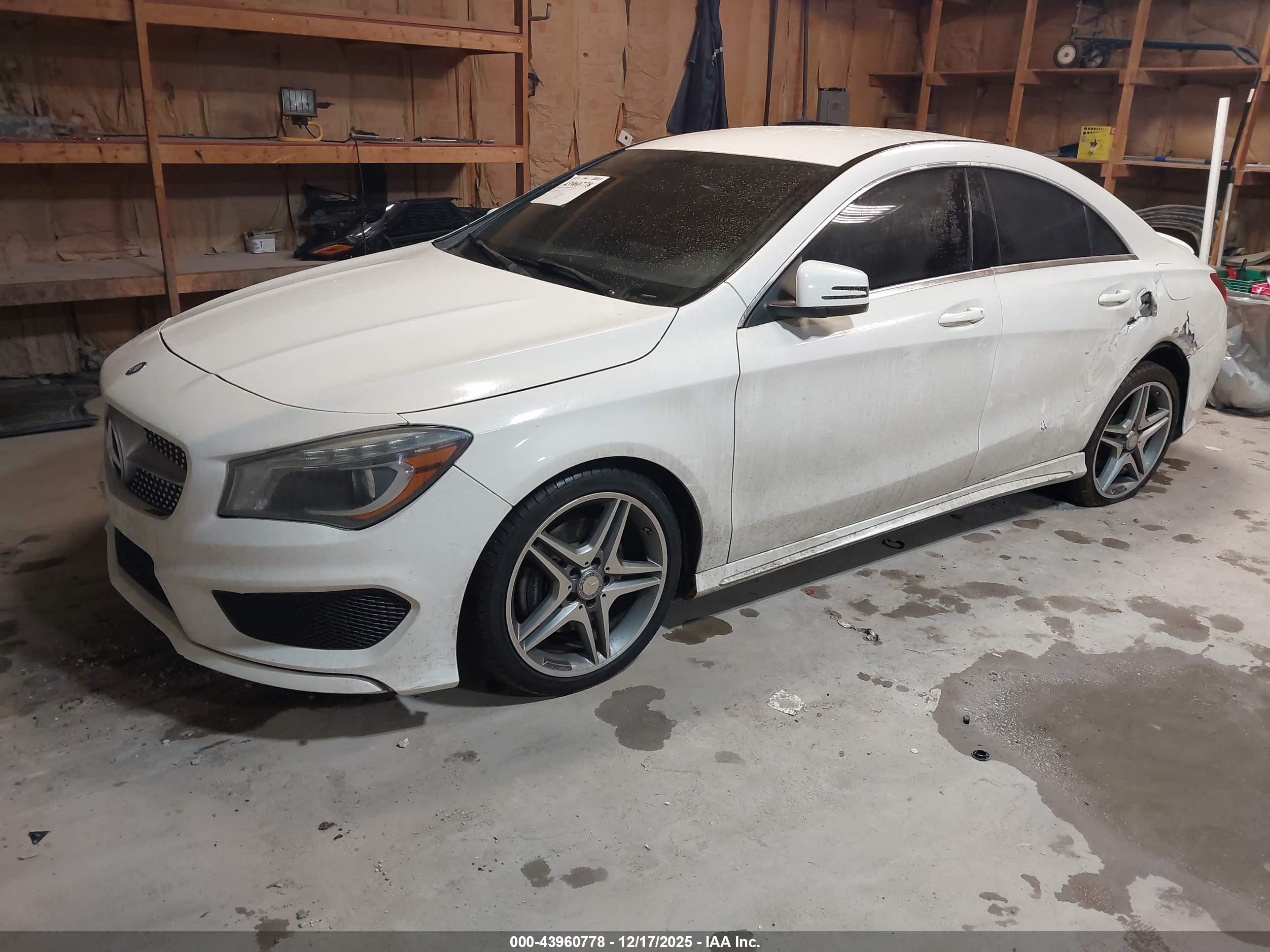 MERCEDES-BENZ CLA image 2