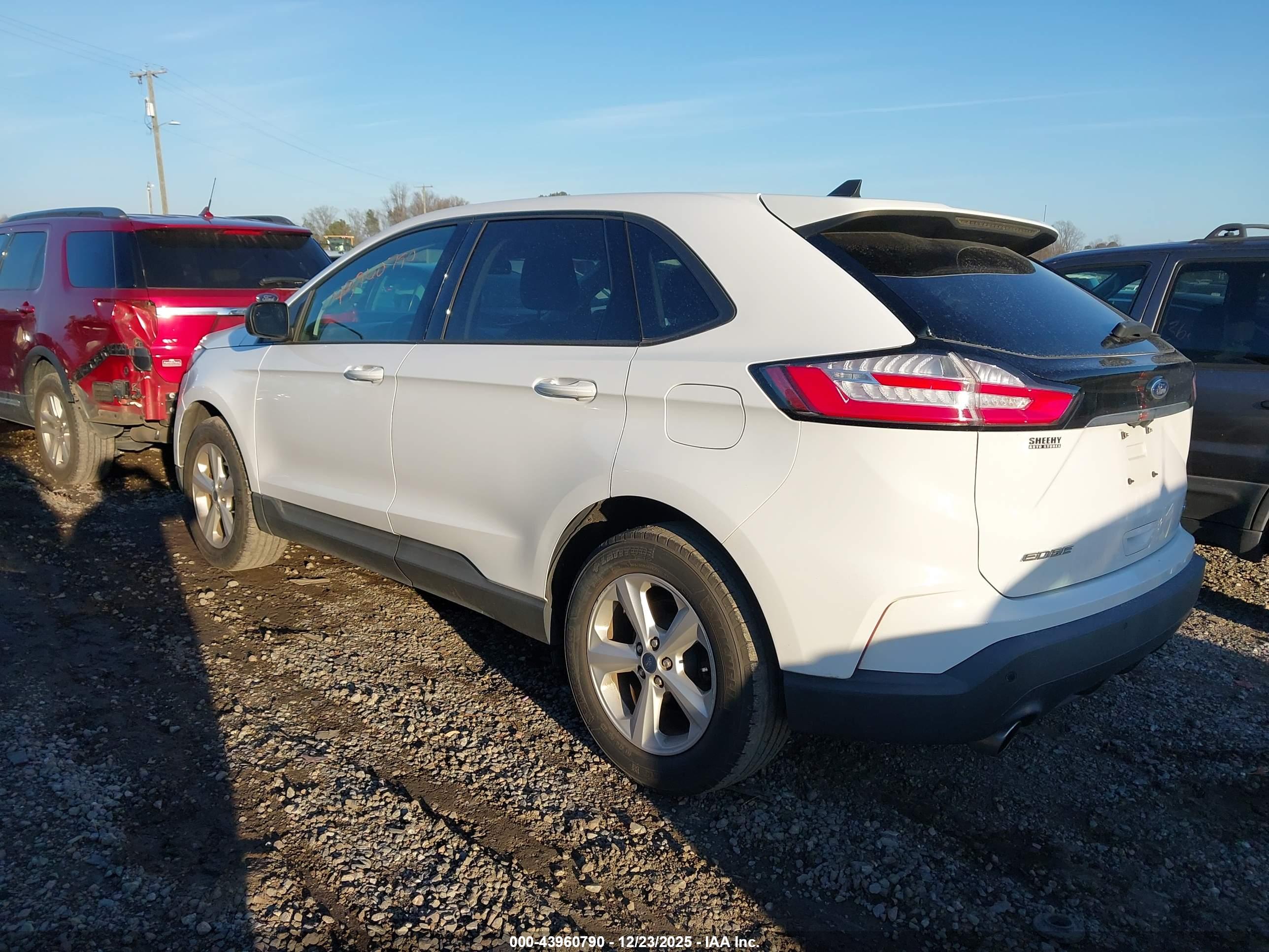 FORD EDGE image 3