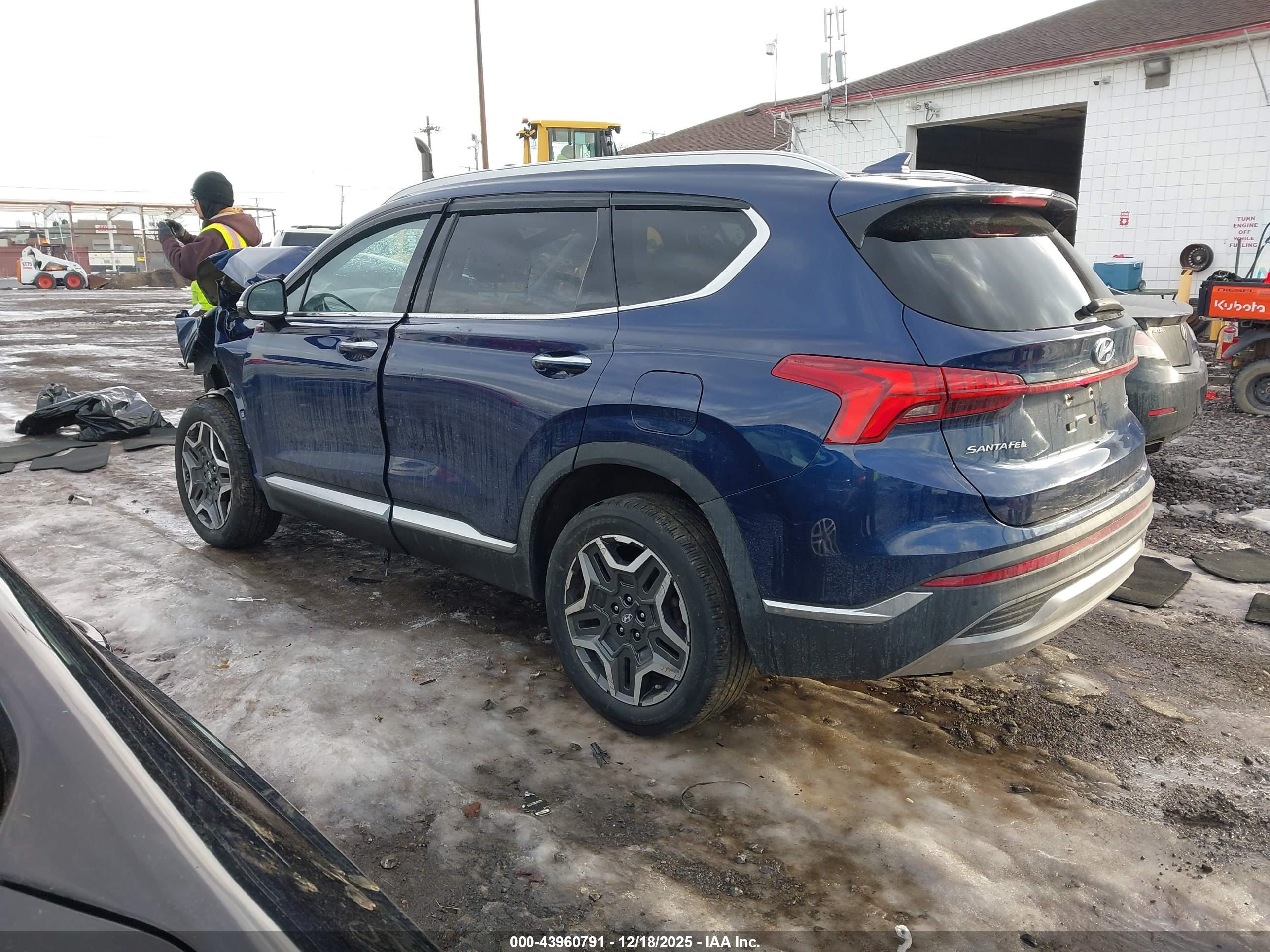 HYUNDAI SANTA image 3
