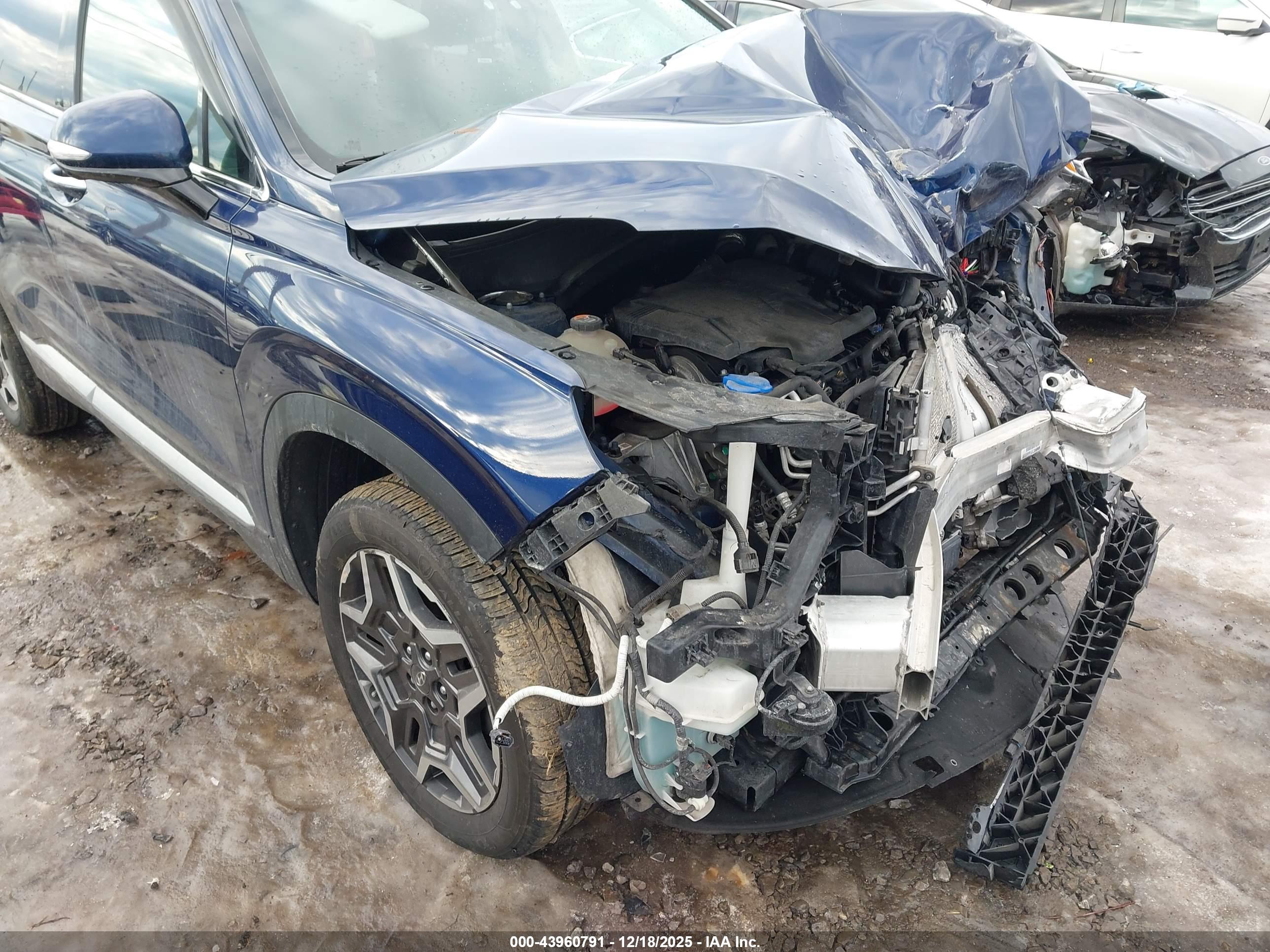 HYUNDAI SANTA image 6