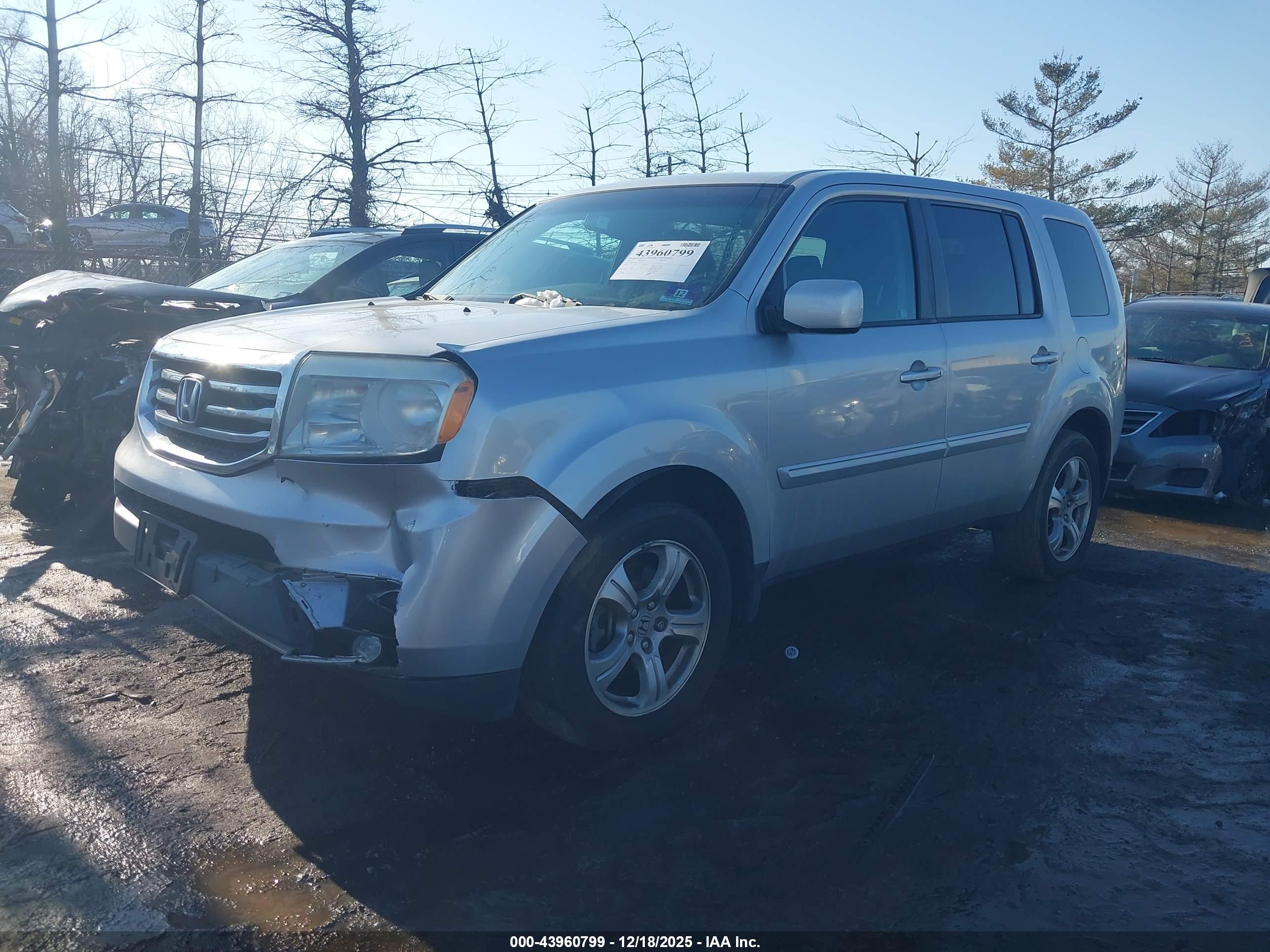 HONDA PILOT image 2