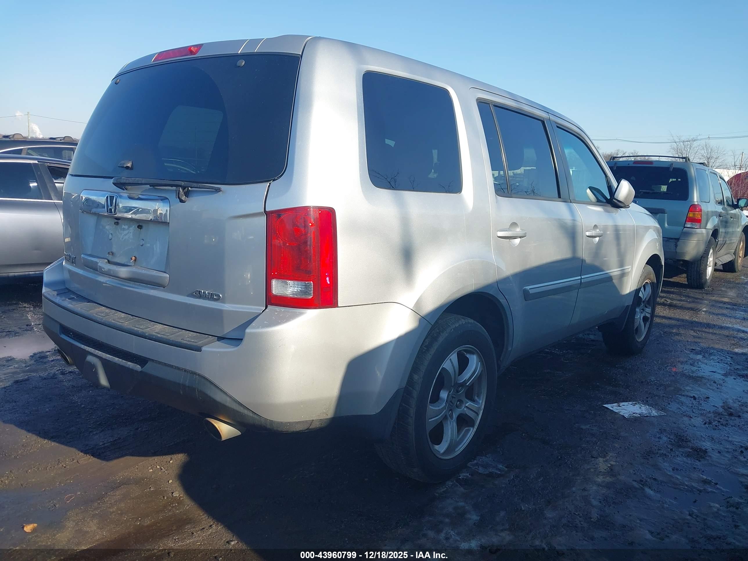 HONDA PILOT image 4