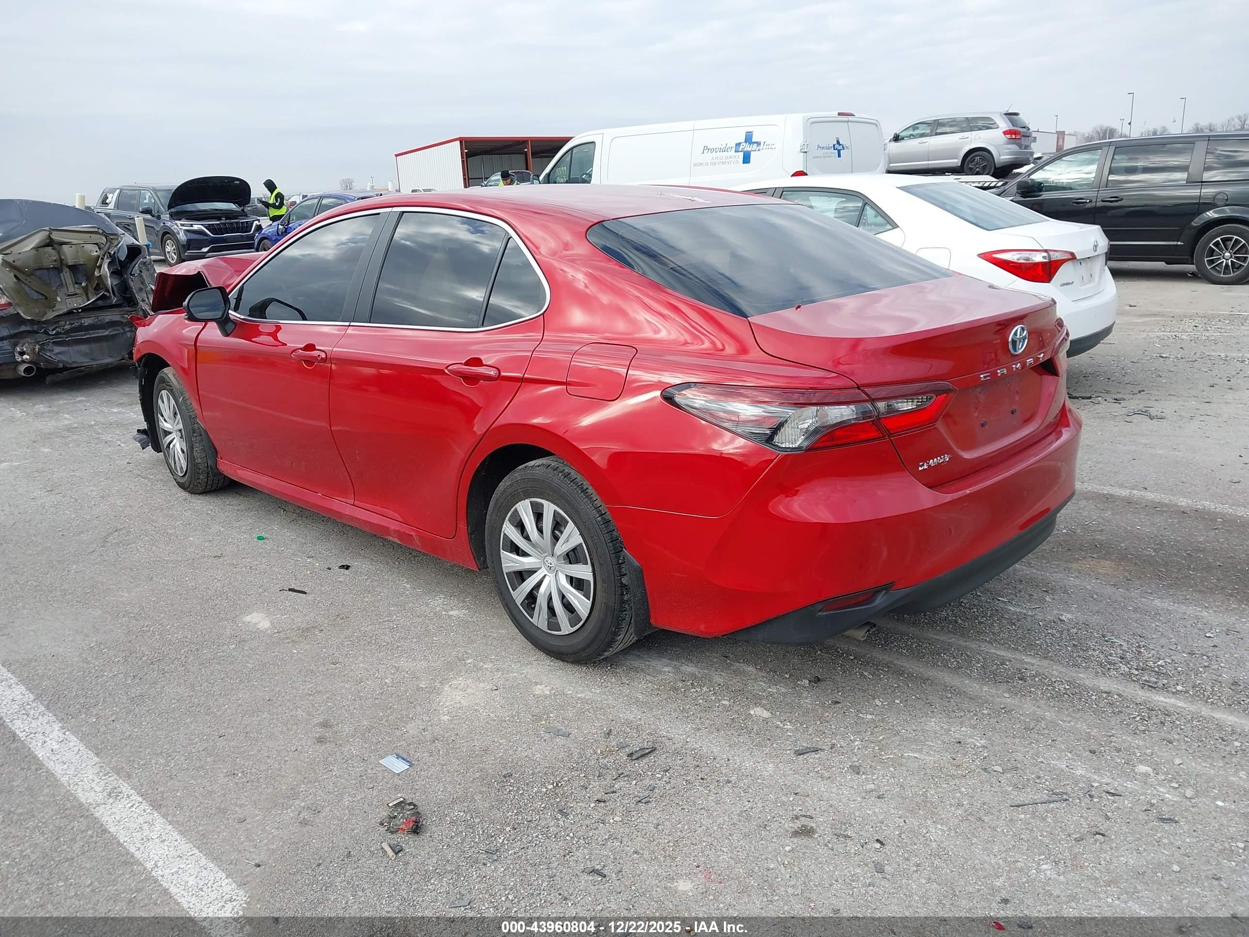TOYOTA CAMRY image 3