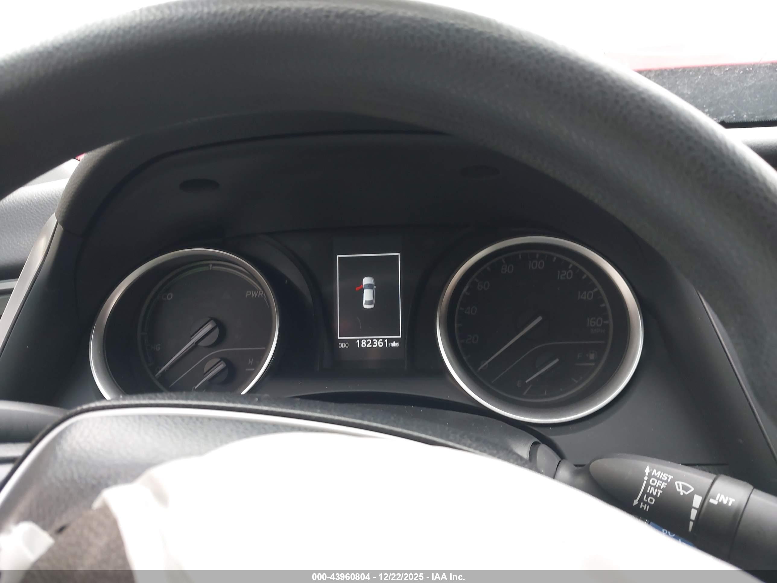 TOYOTA CAMRY image 7