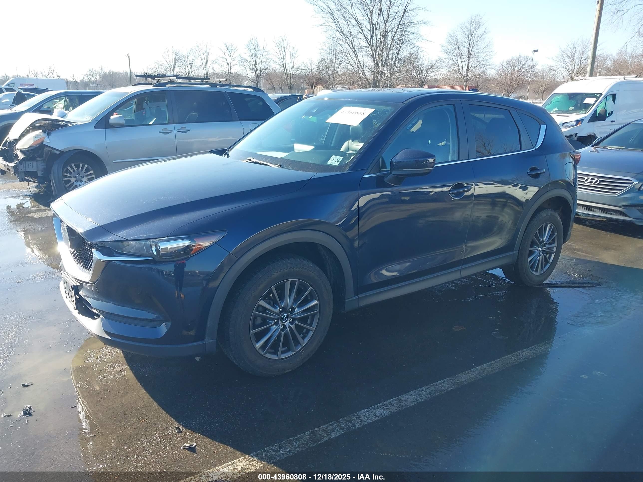 MAZDA CX-5 image 2