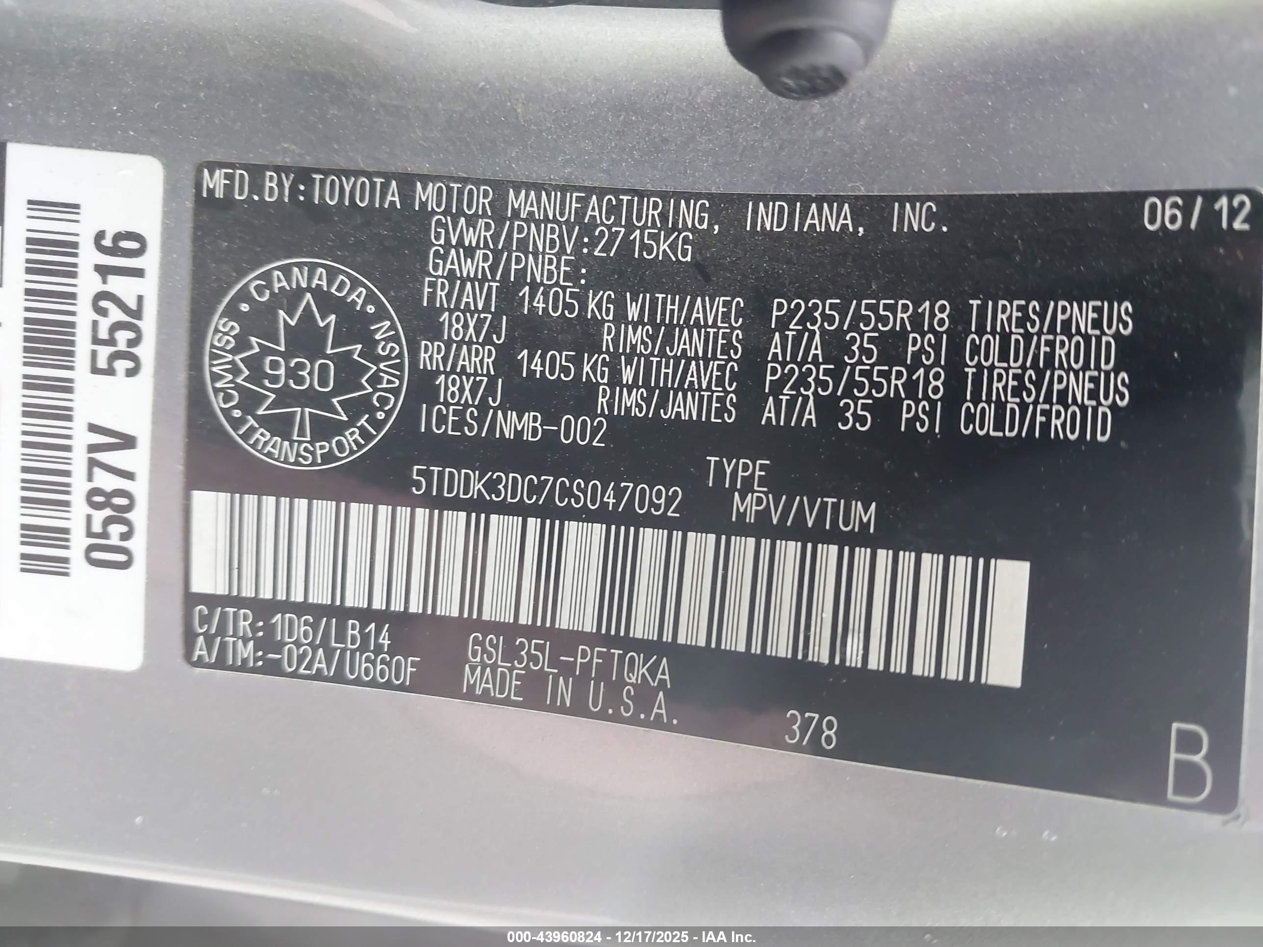 TOYOTA SIENNA image 9
