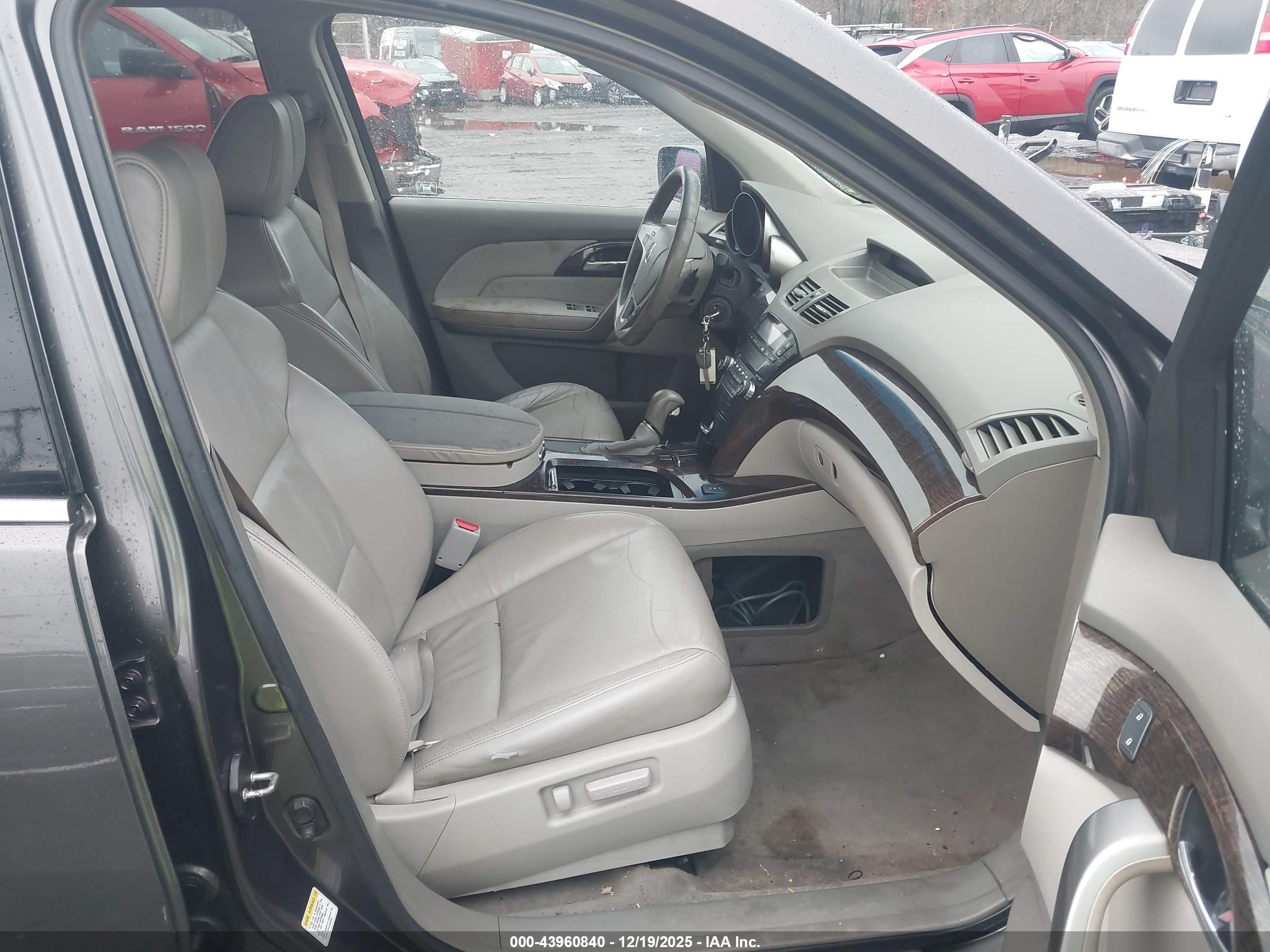 ACURA MDX image 5