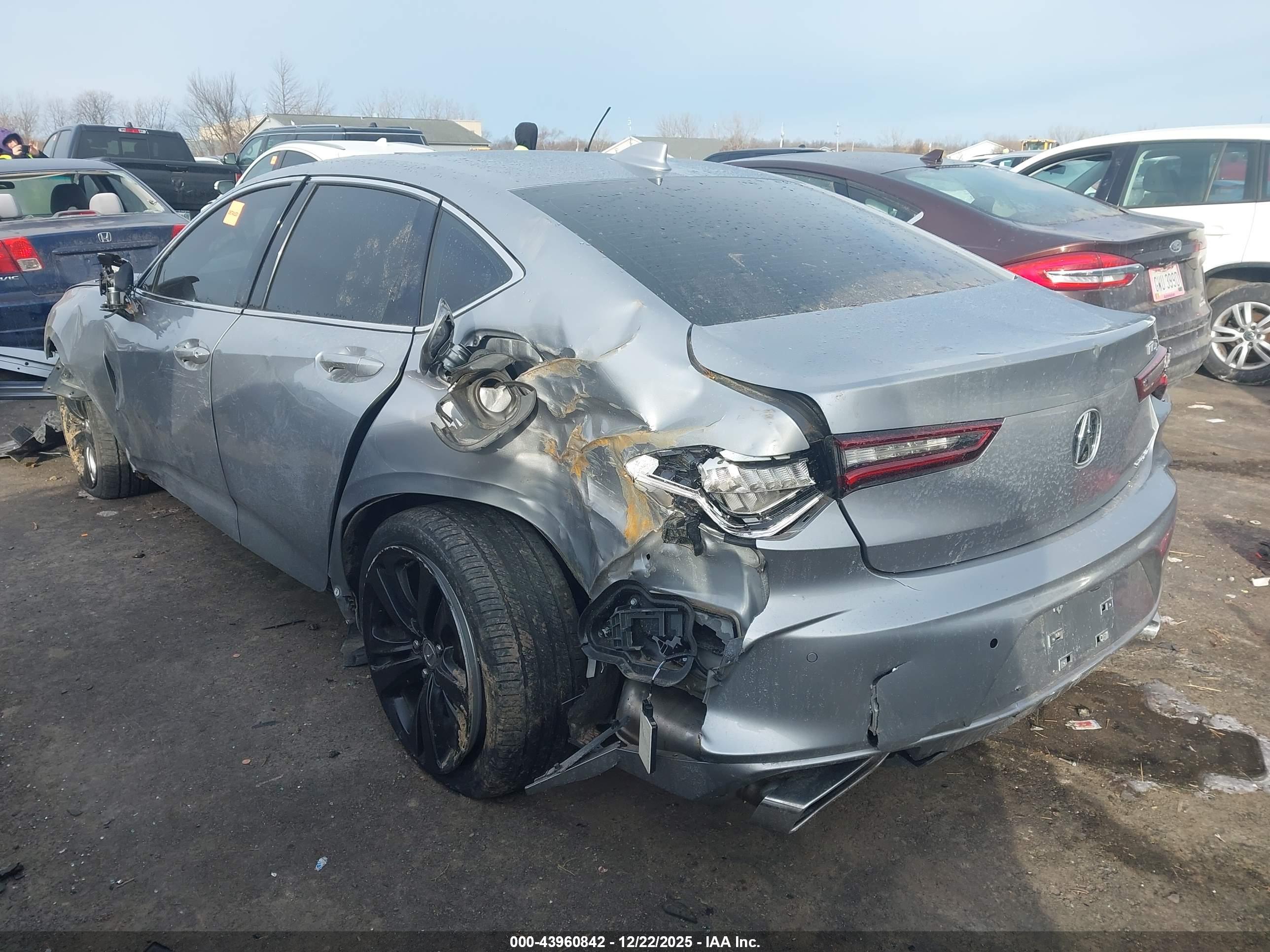 ACURA TLX image 3