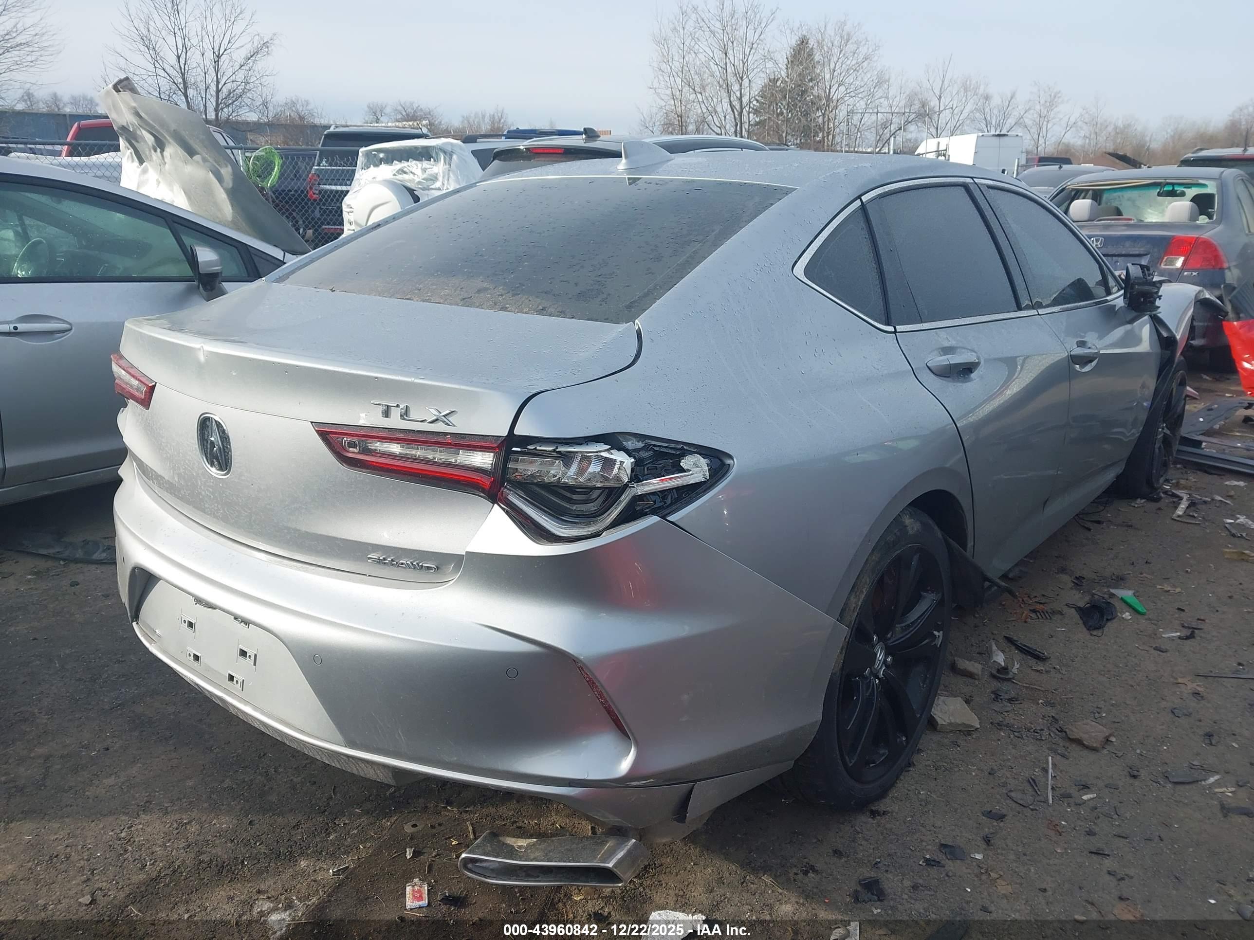 ACURA TLX image 4