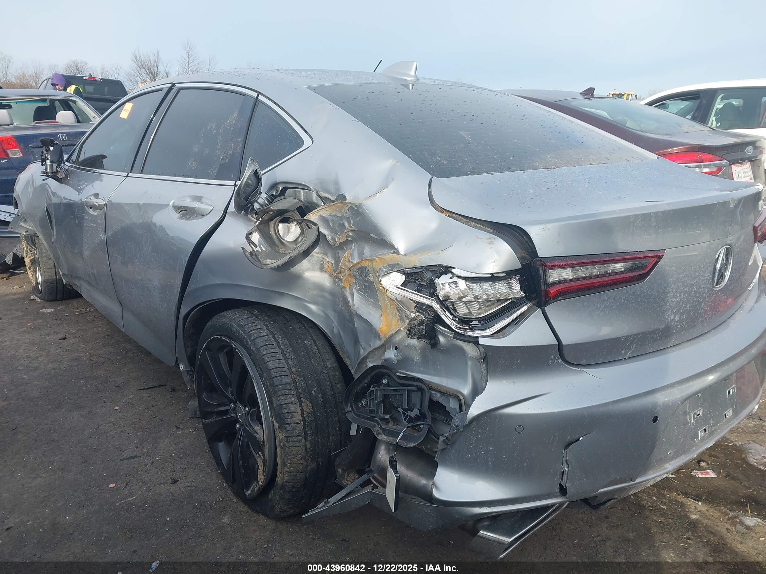 ACURA TLX image 6