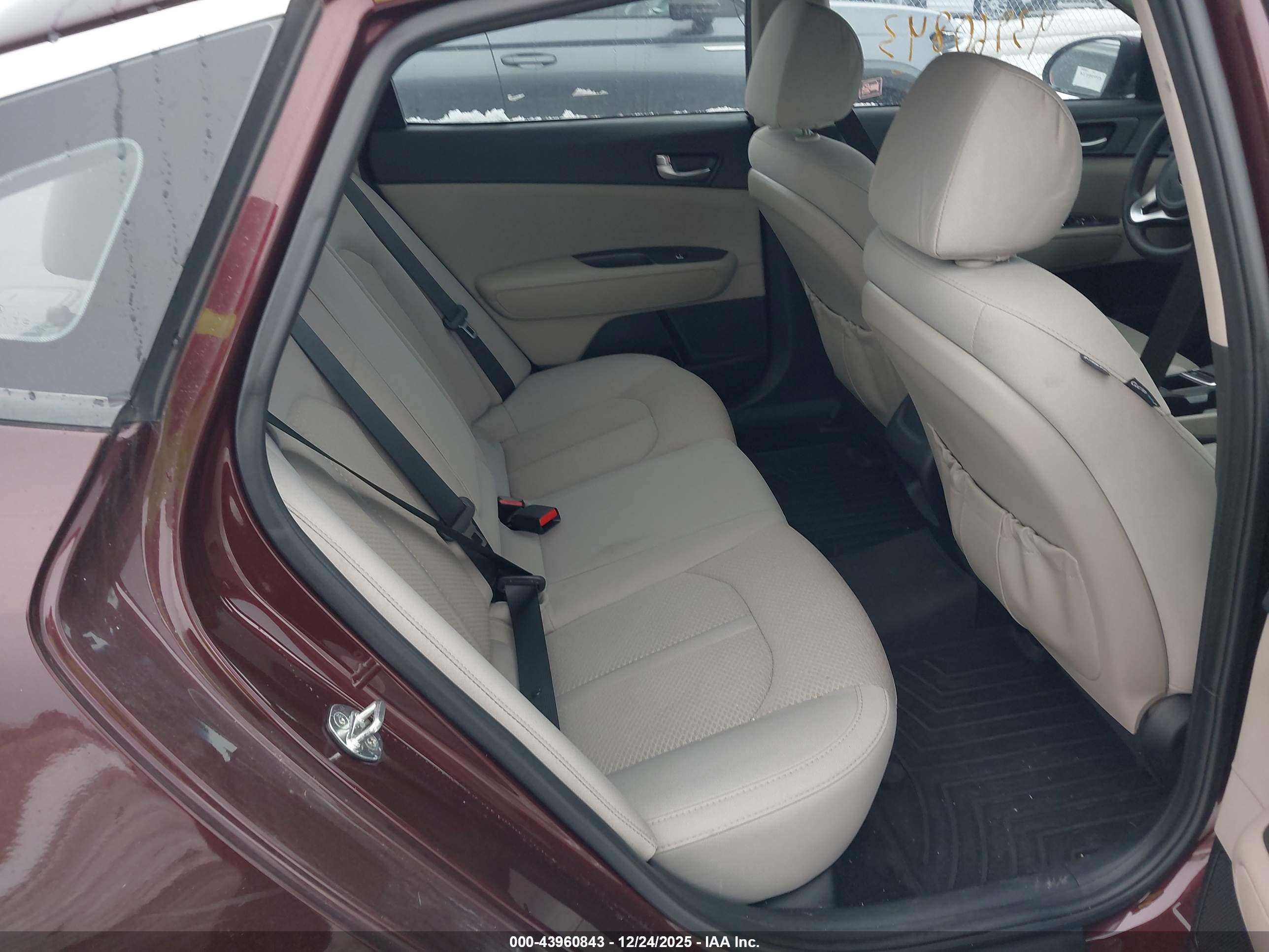 KIA OPTIMA image 8