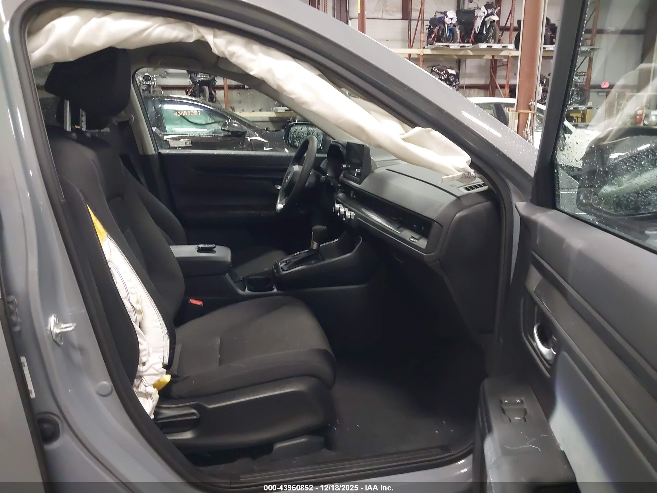 HONDA CR-V image 5
