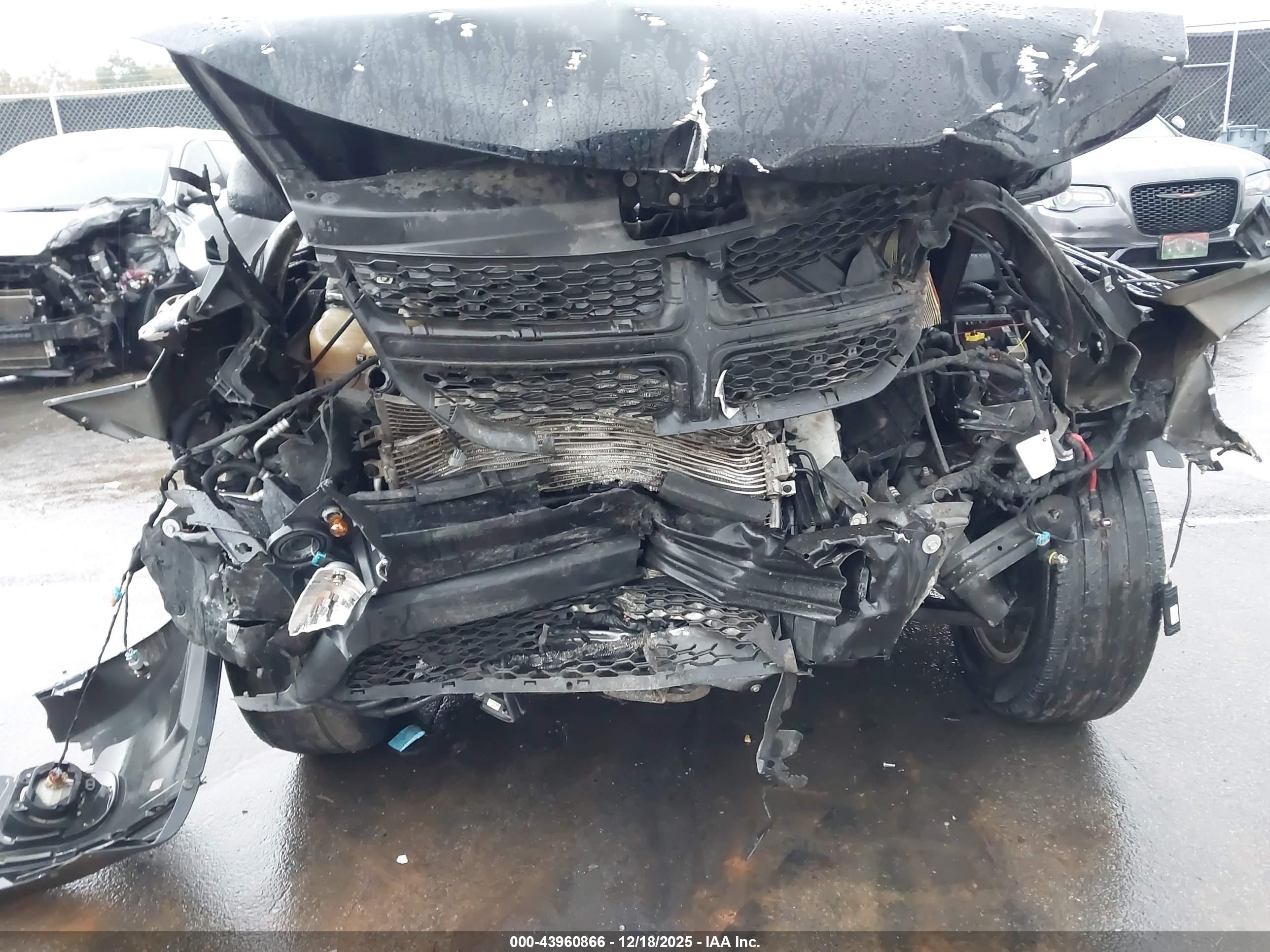 DODGE JOURNEY image 6