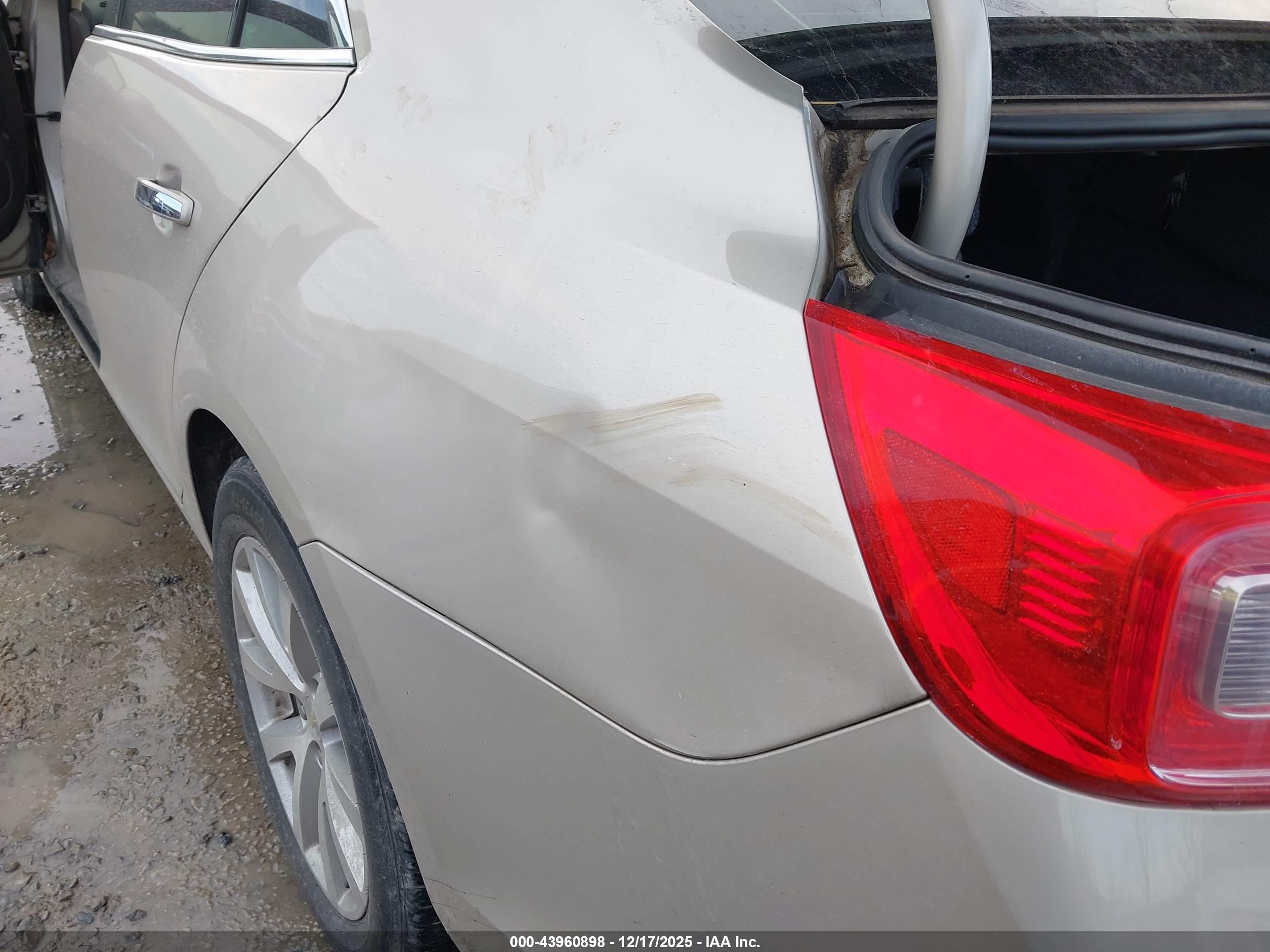 CHEVROLET MALIBU image 6