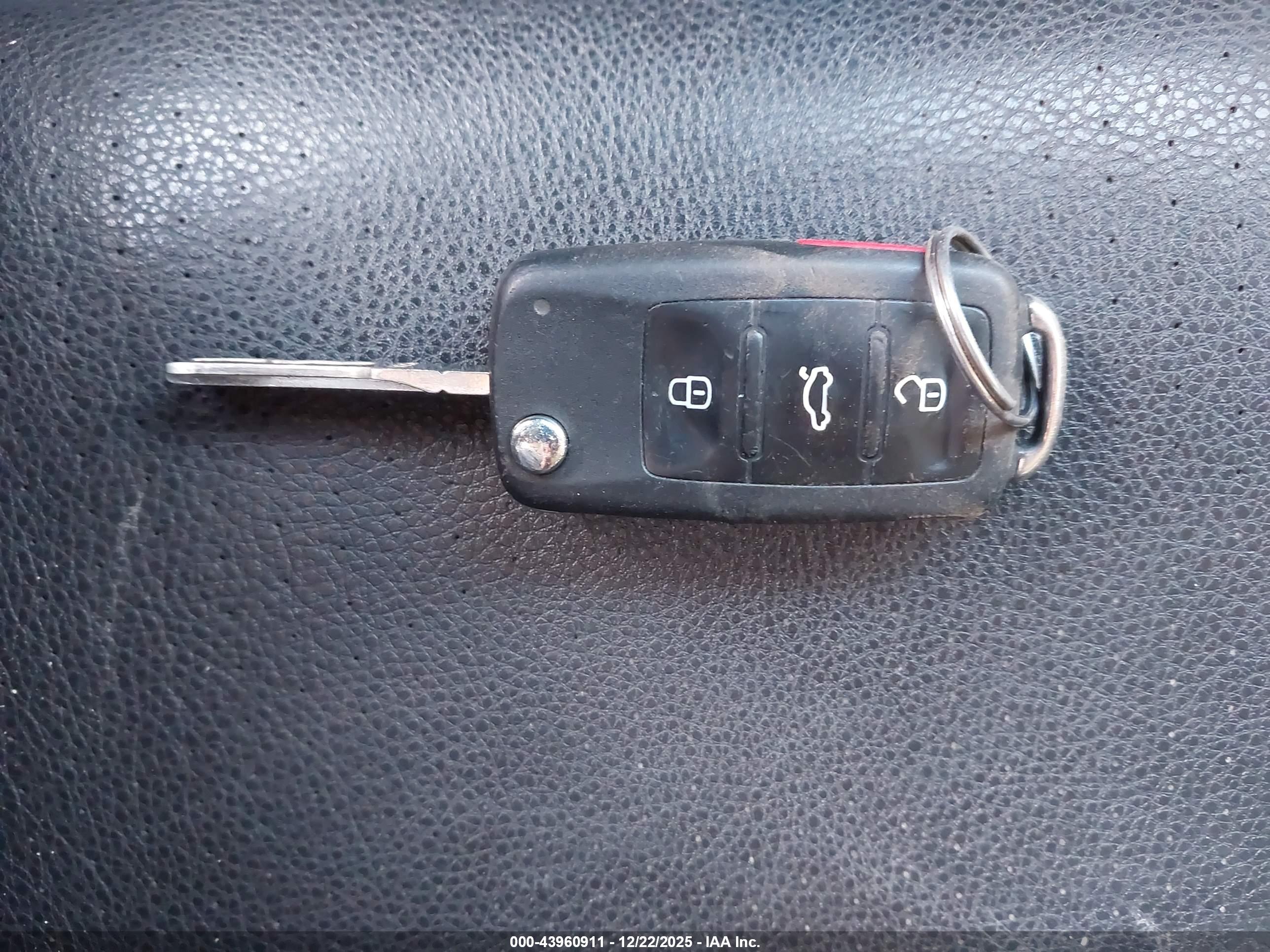 VOLKSWAGEN JETTA image 11