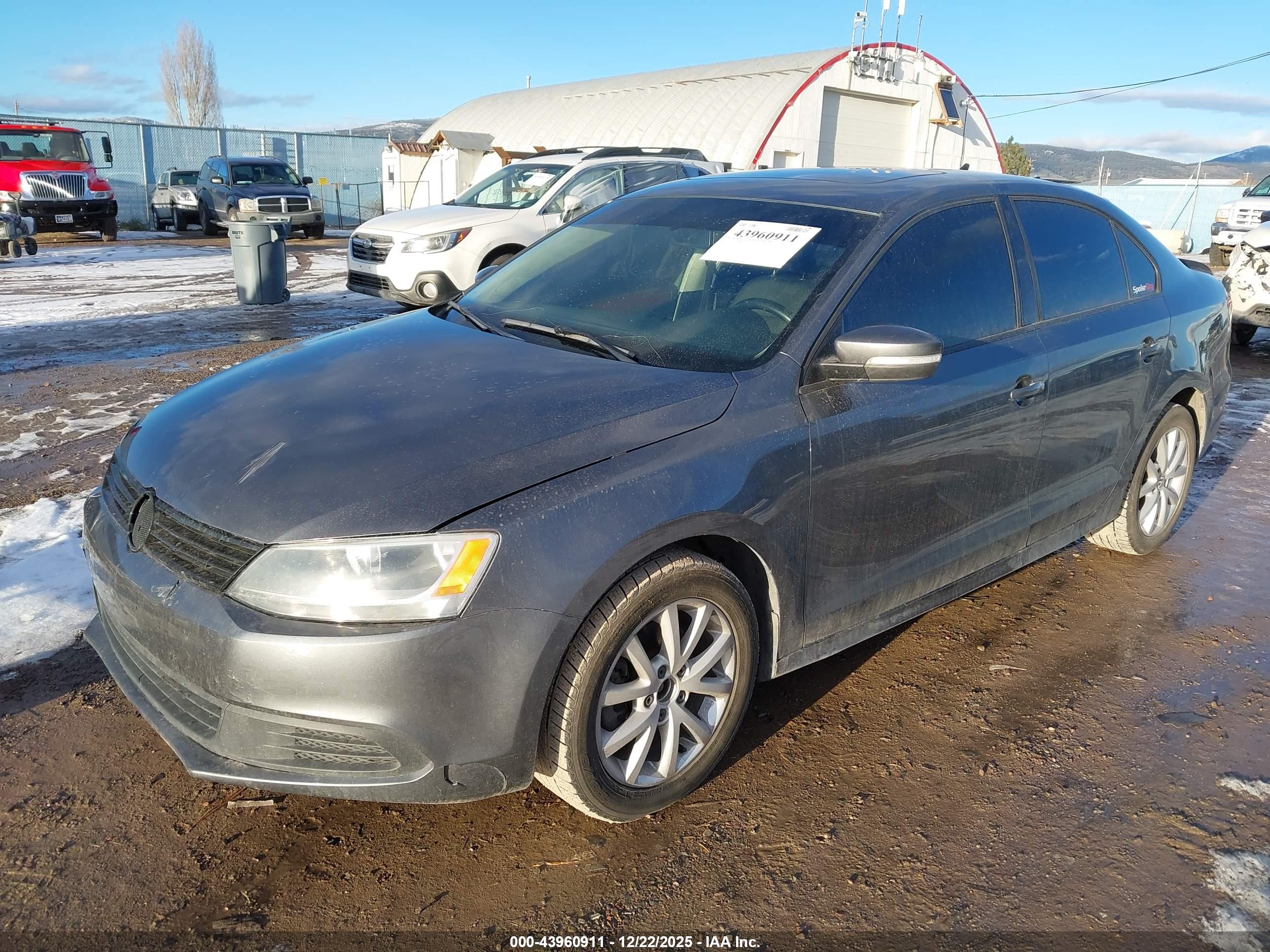 VOLKSWAGEN JETTA image 2