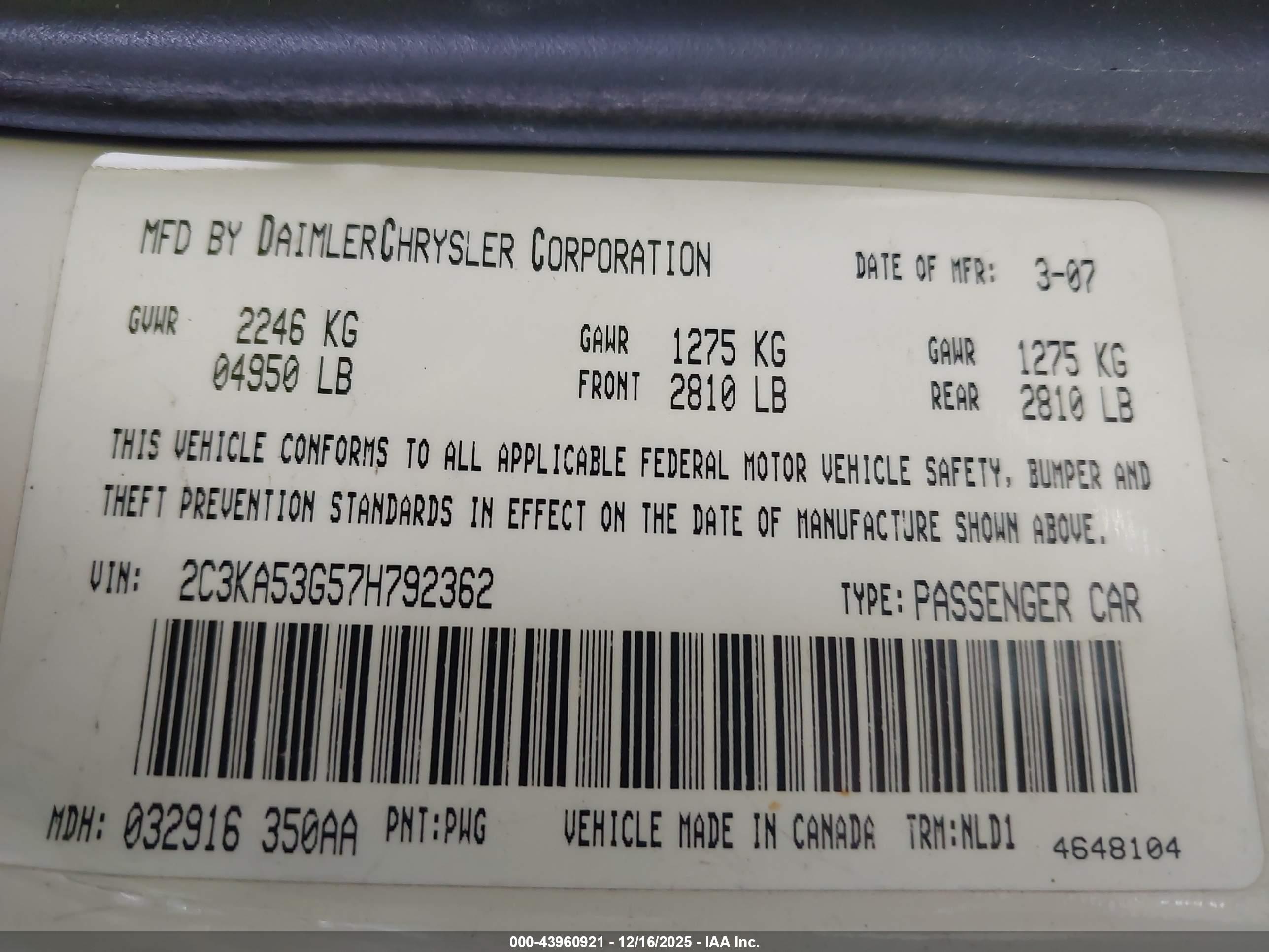 CHRYSLER 300 image 9