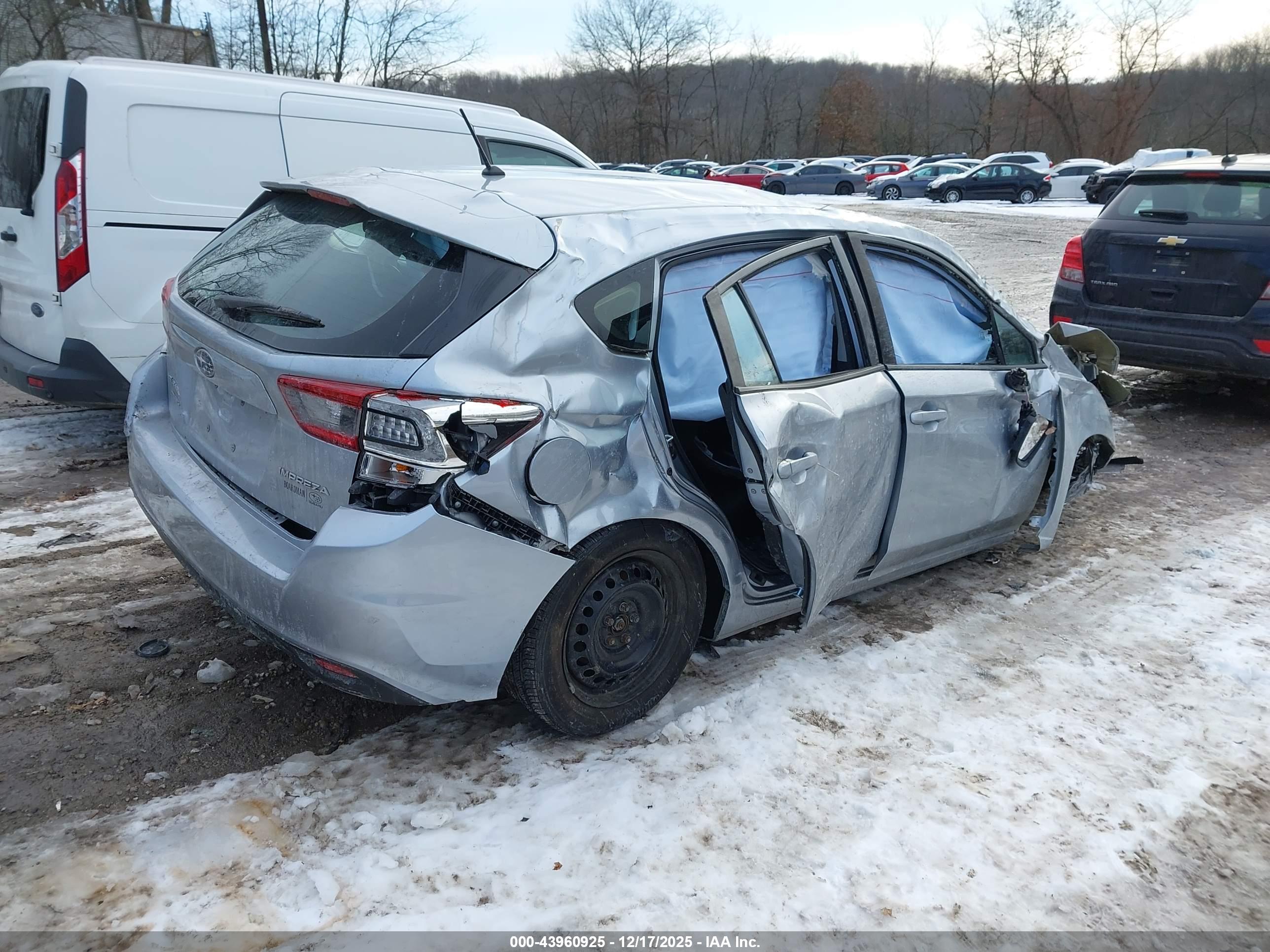 SUBARU IMPREZA image 4