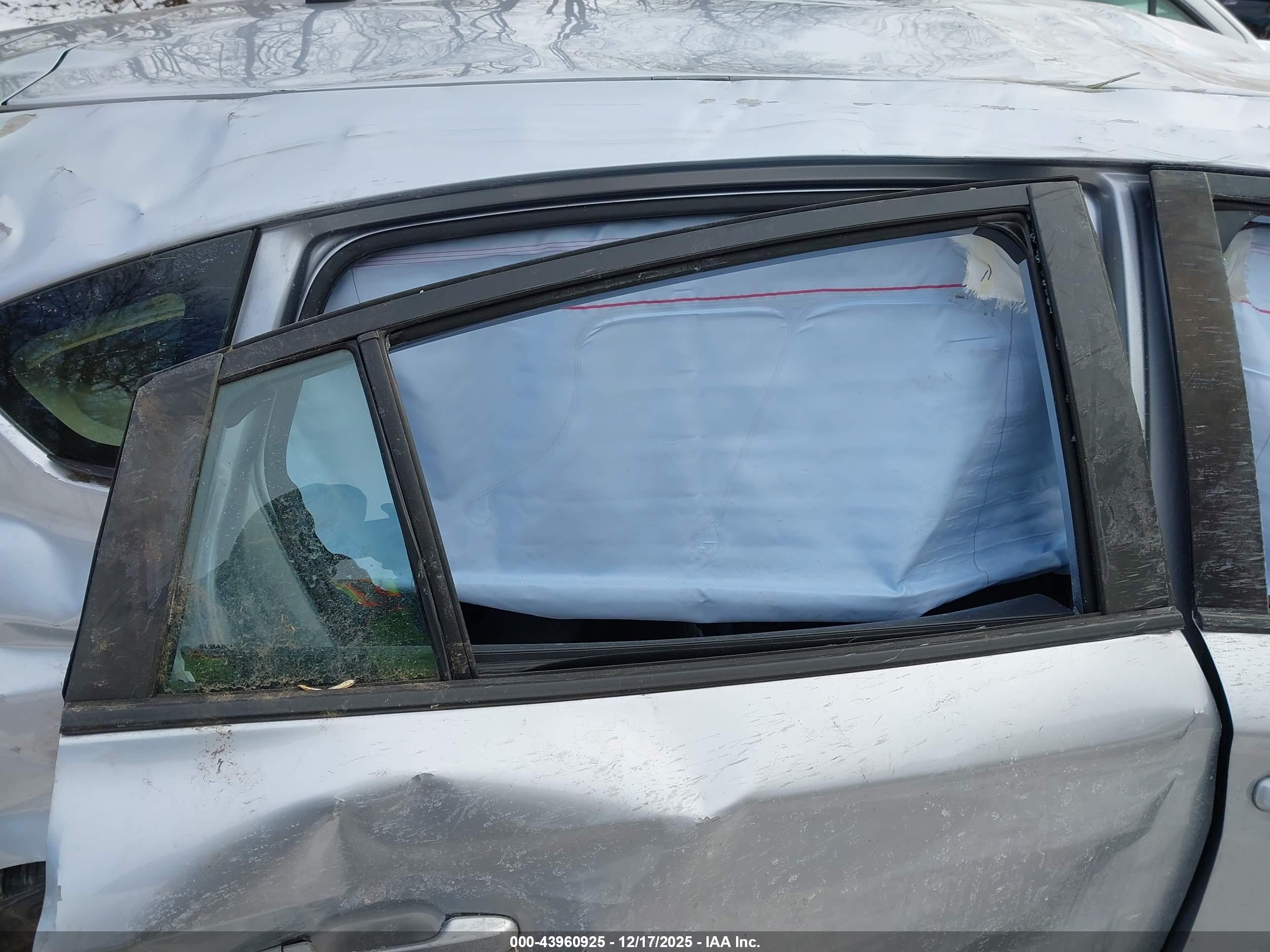SUBARU IMPREZA image 8