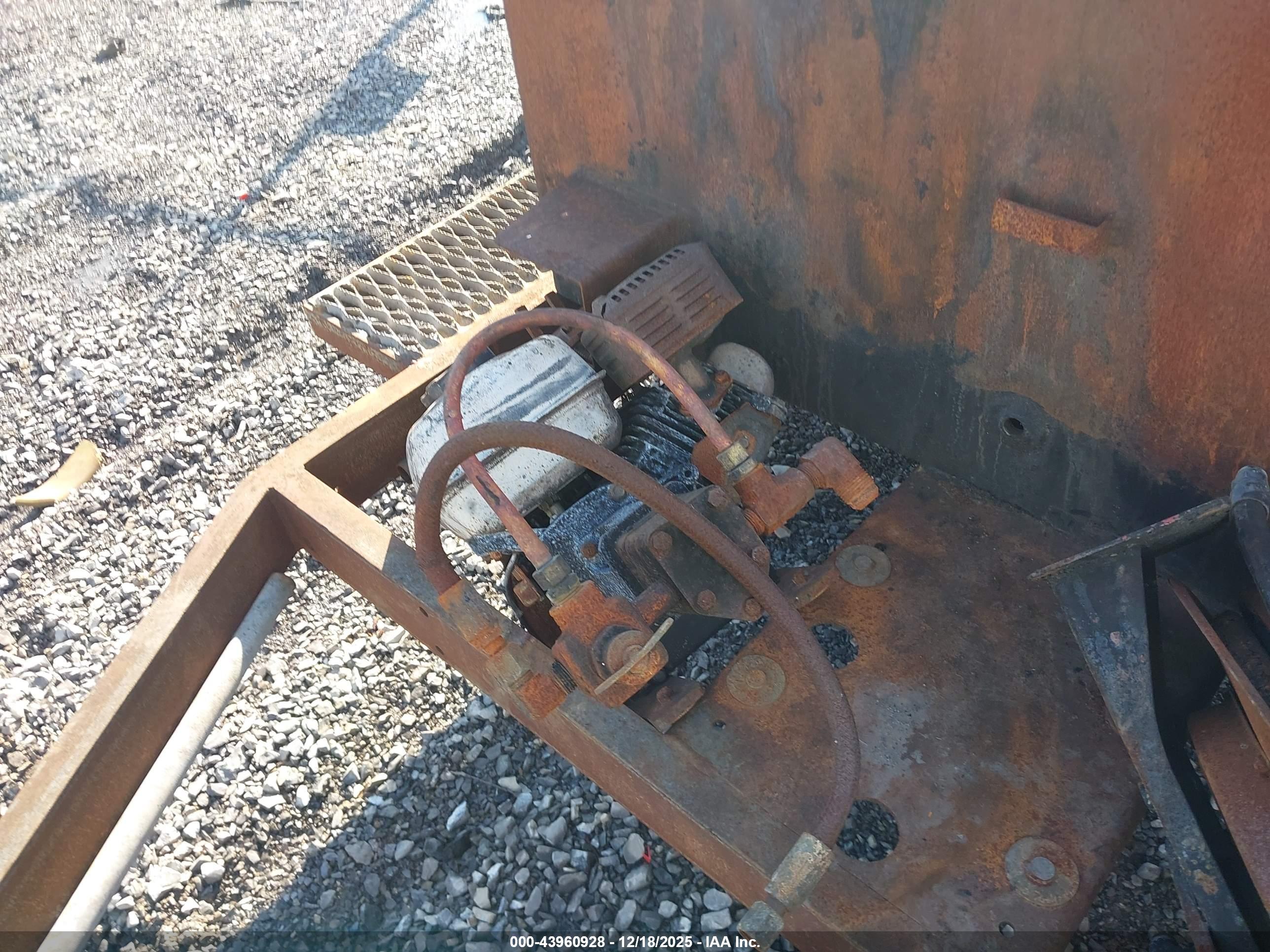 LEEBOY L250T image 7