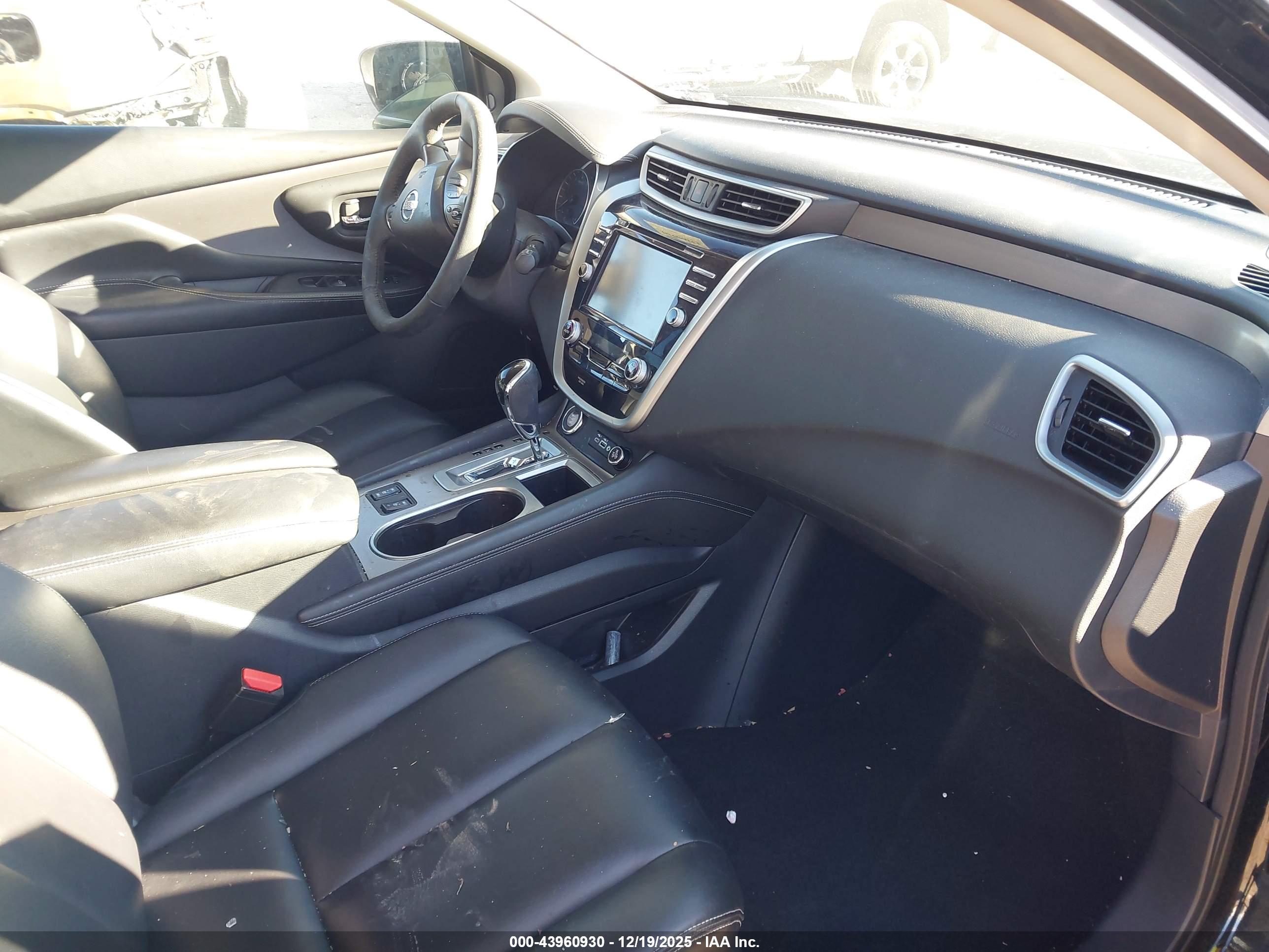 NISSAN MURANO image 5