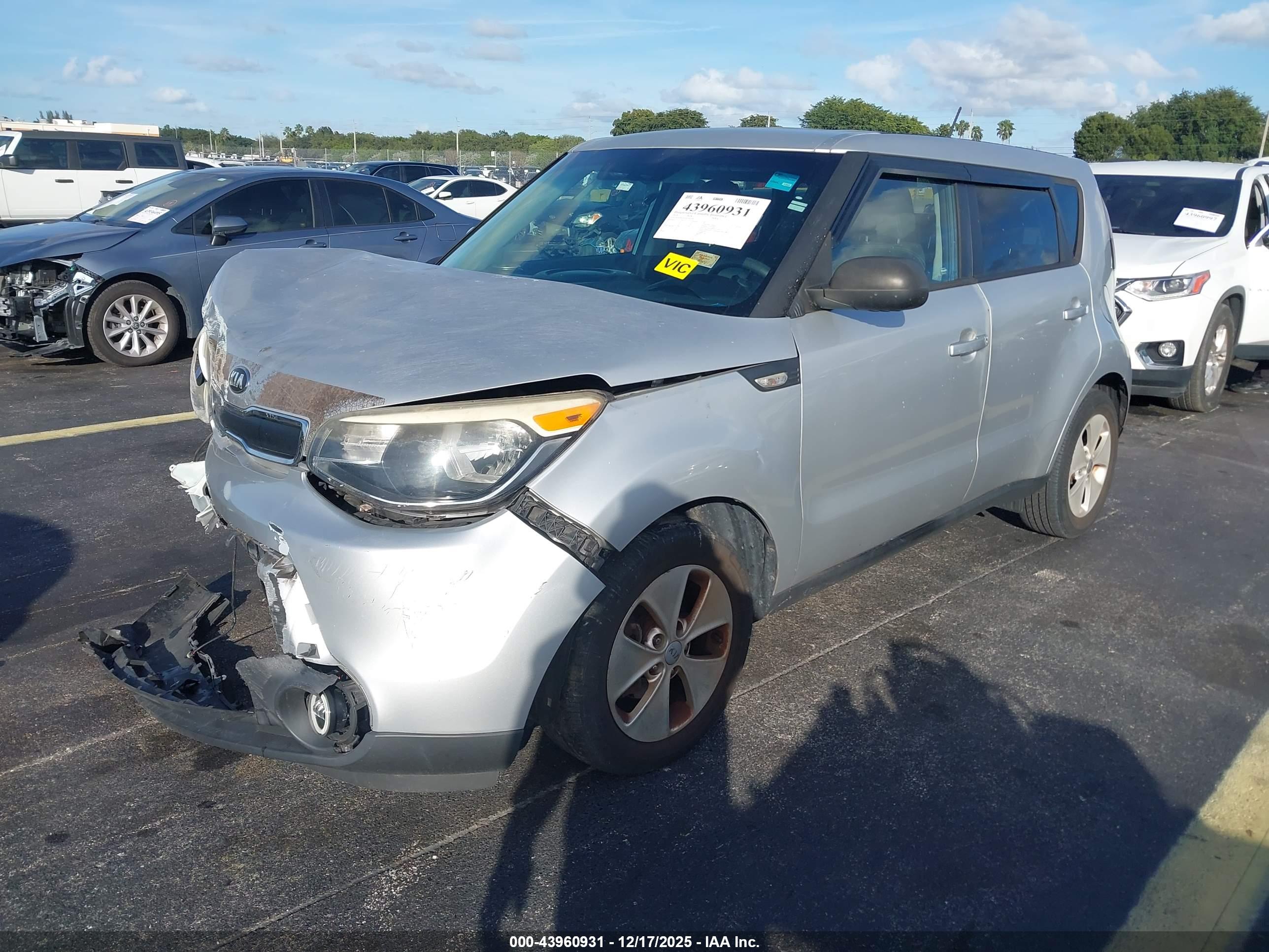 KIA SOUL image 2