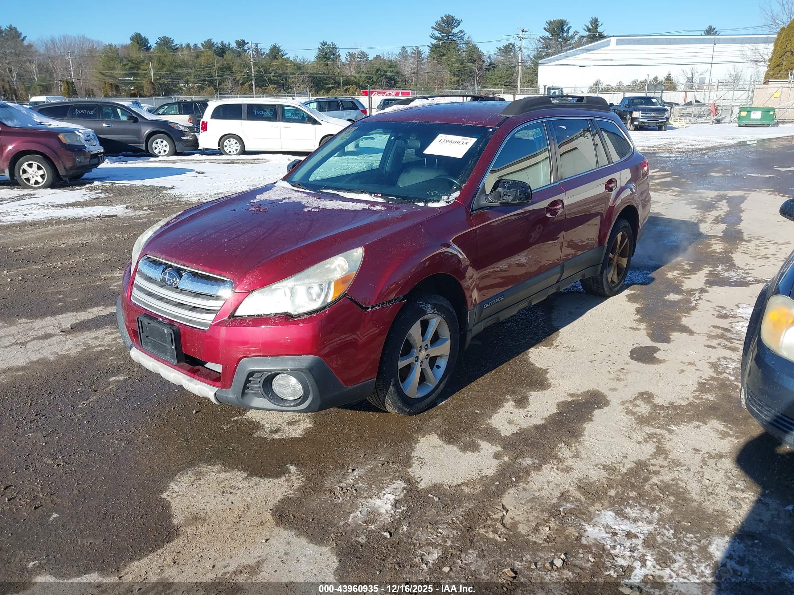 SUBARU OUTBACK image 2