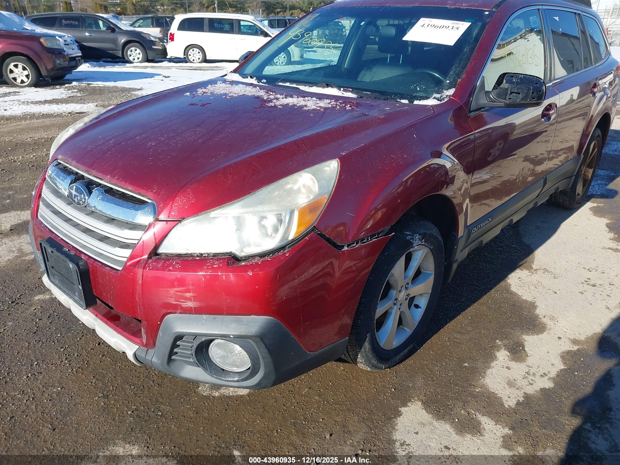 SUBARU OUTBACK image 6
