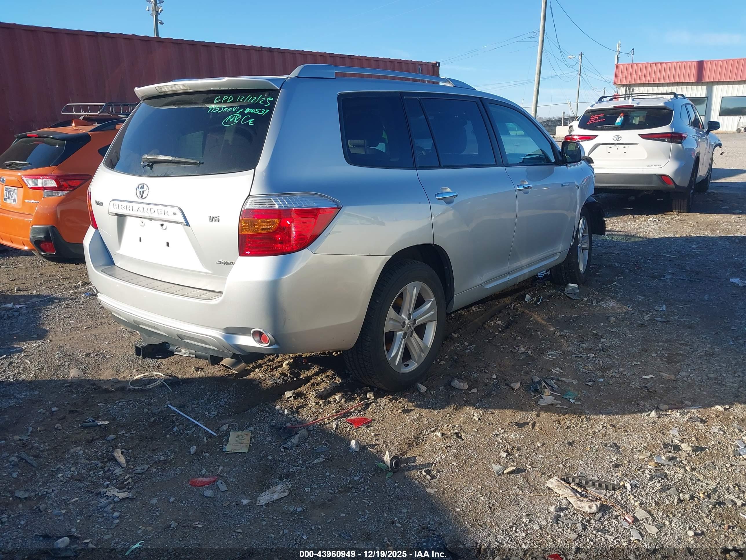 TOYOTA HIGHLANDER image 4