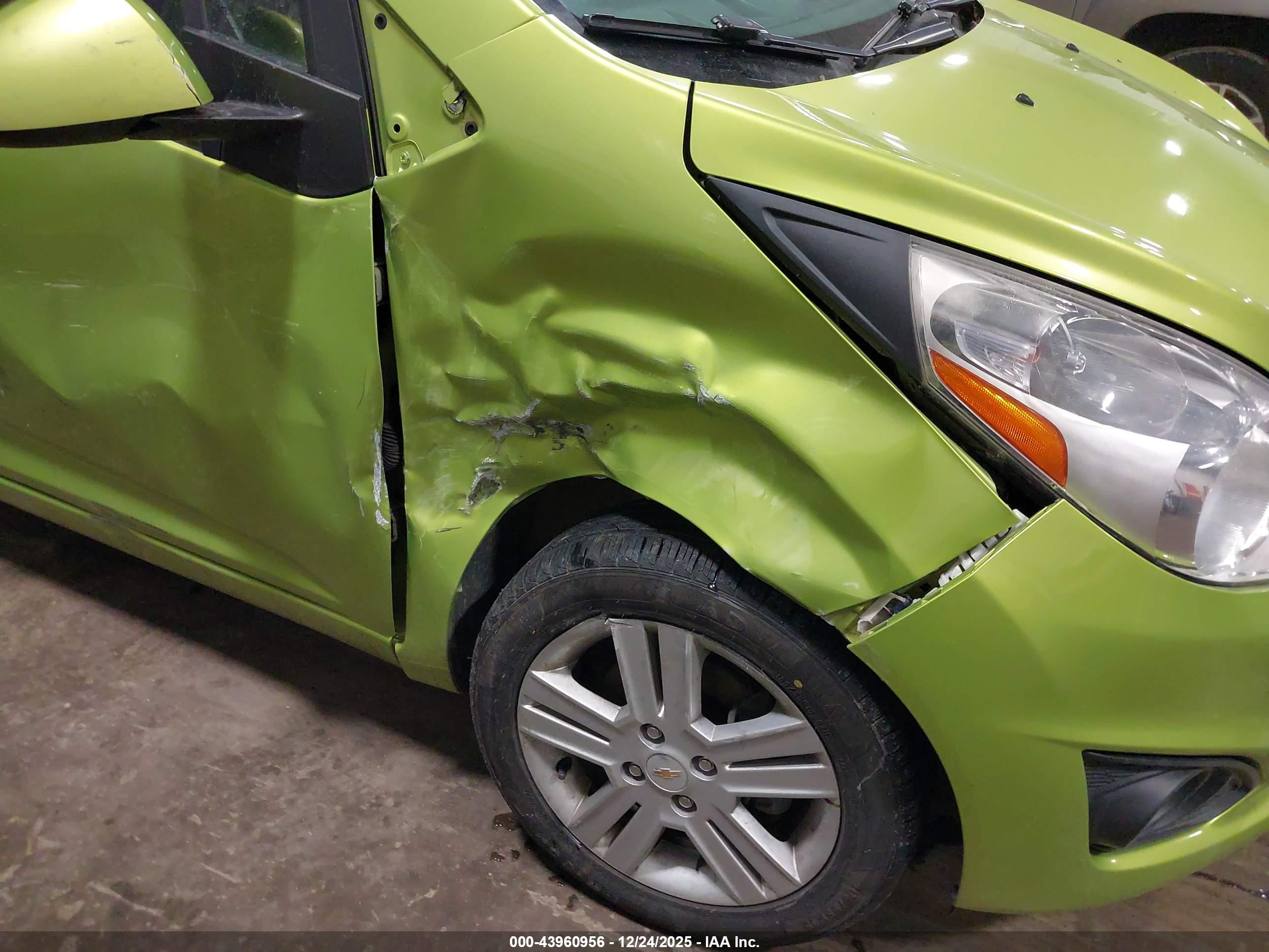CHEVROLET SPARK image 6