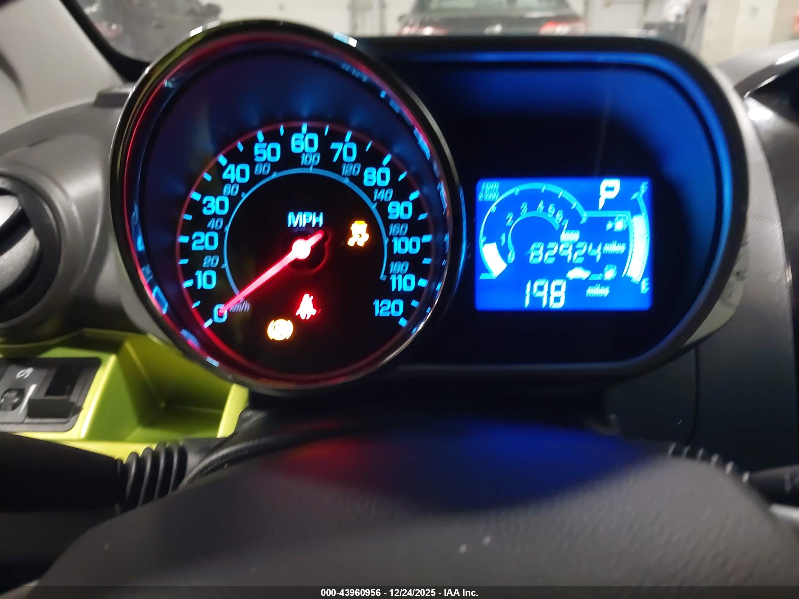 CHEVROLET SPARK image 7
