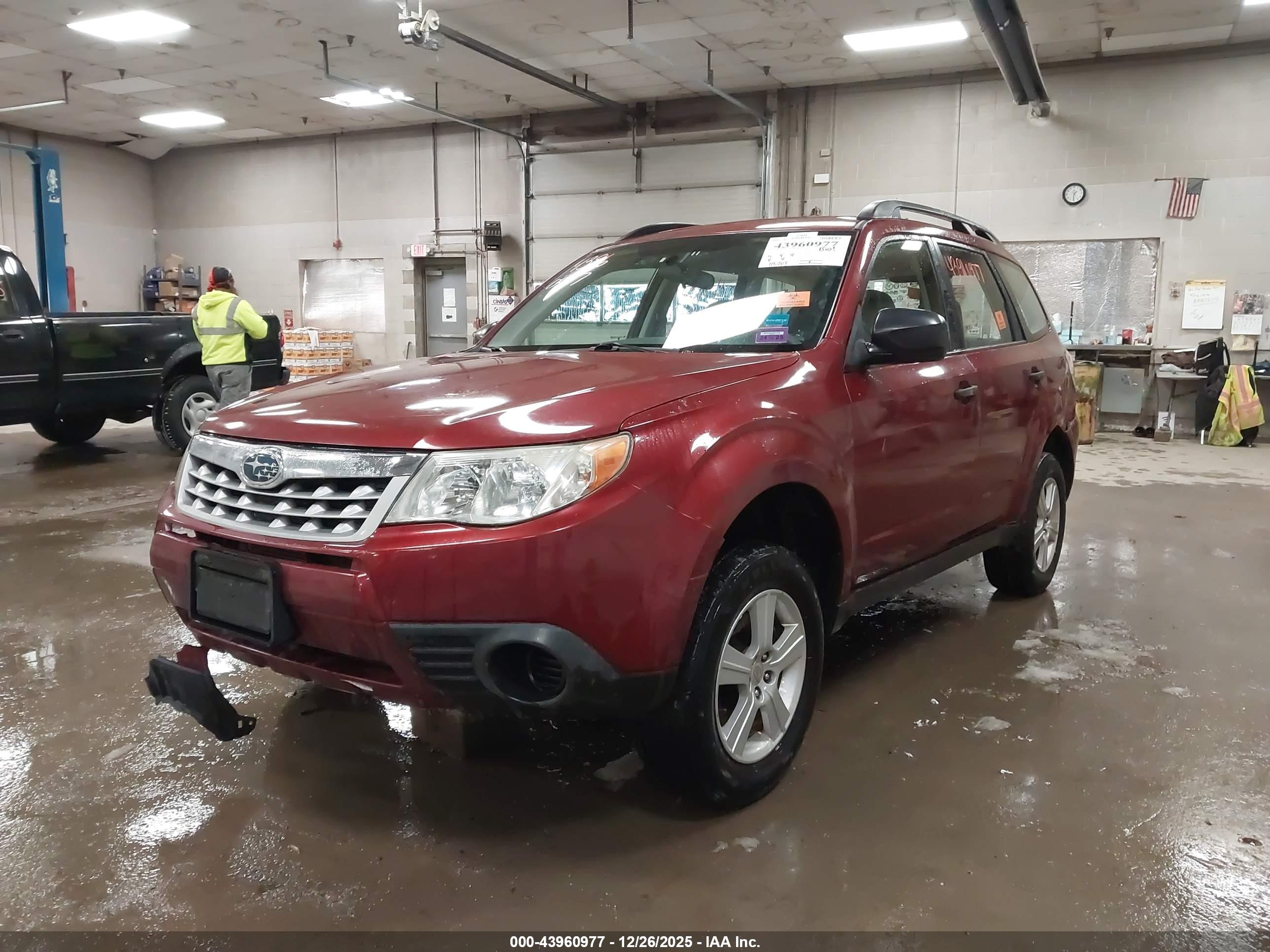 SUBARU FORESTER image 2
