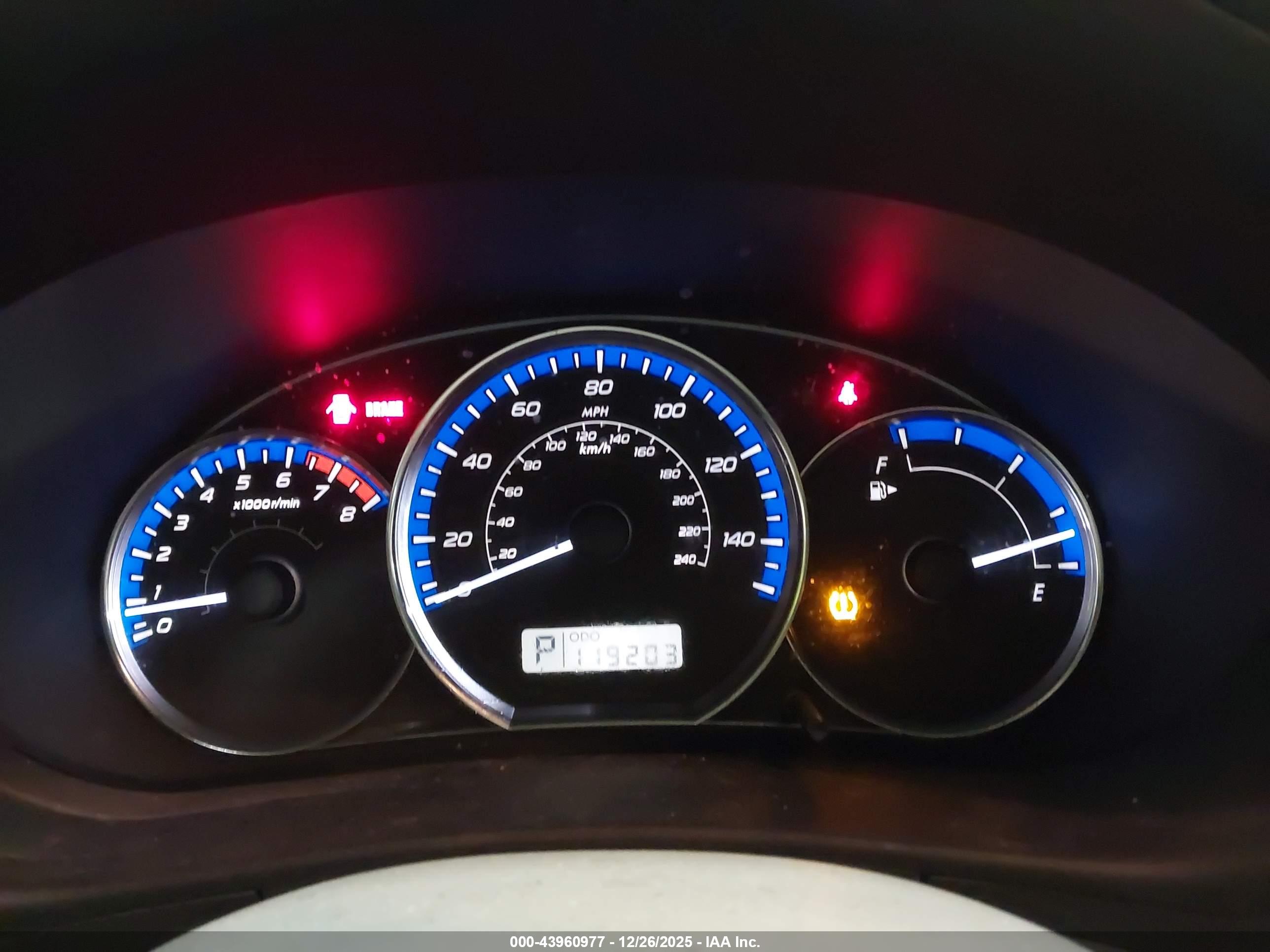 SUBARU FORESTER image 7