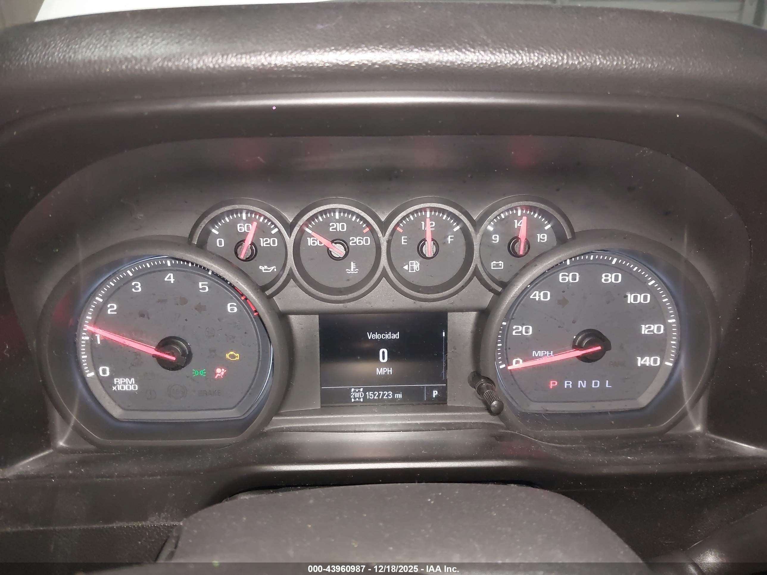 CHEVROLET SILVERADO image 7