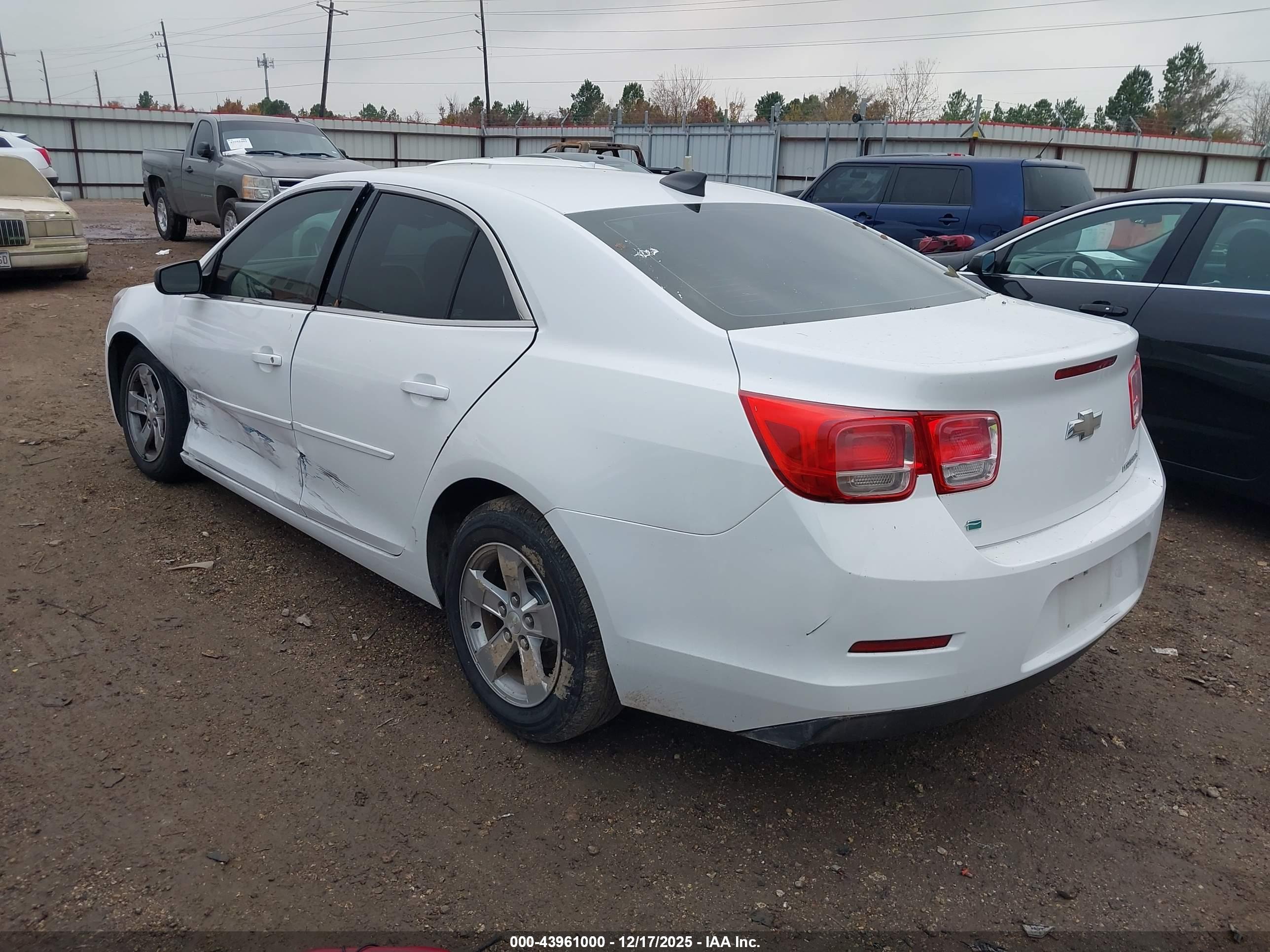 CHEVROLET MALIBU image 3