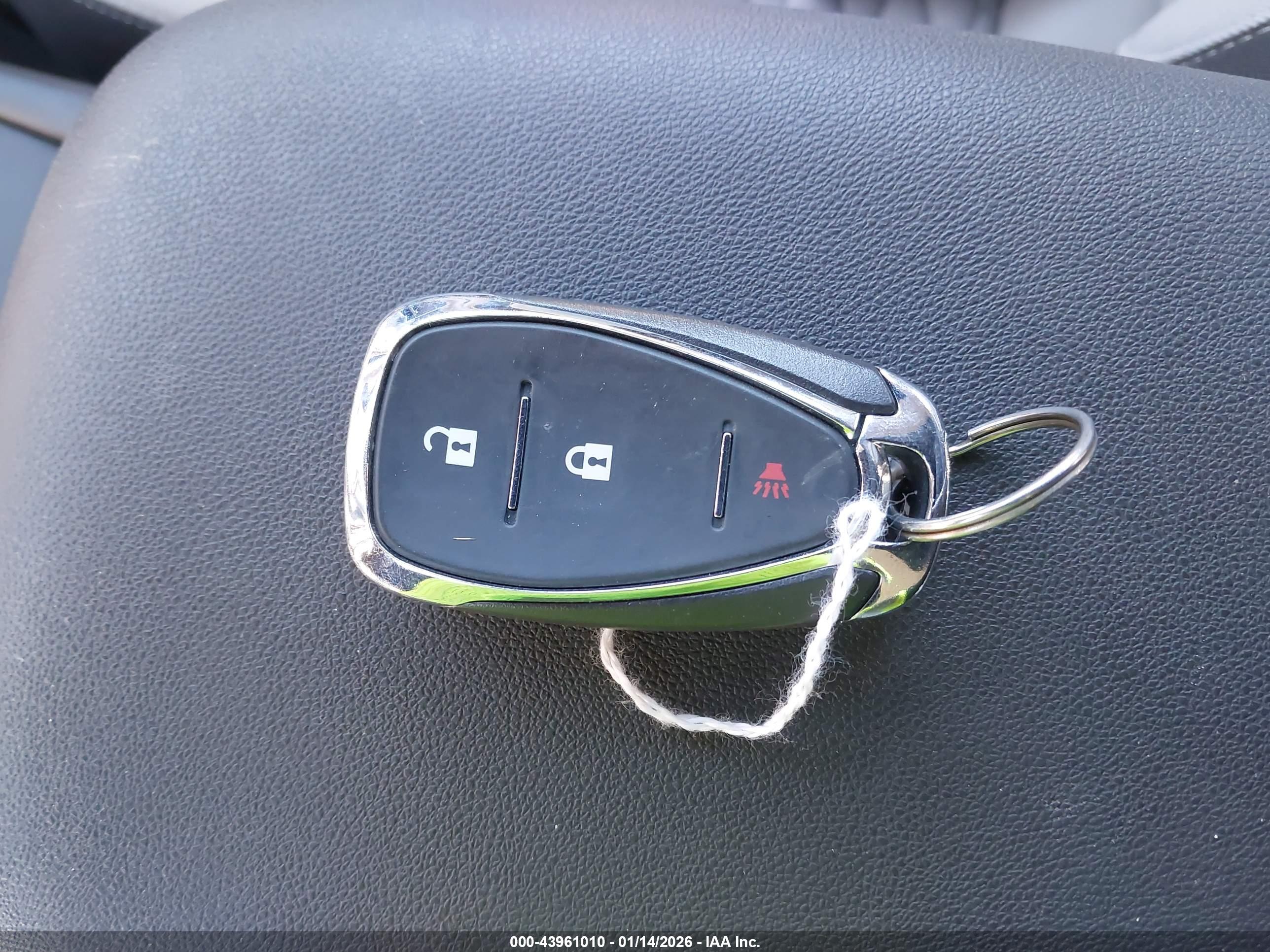 CHEVROLET EQUINOX image 11