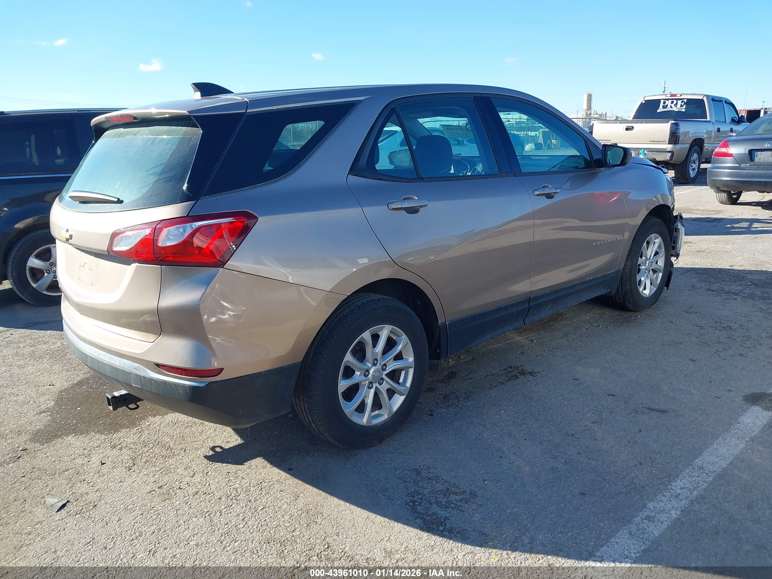 CHEVROLET EQUINOX image 4