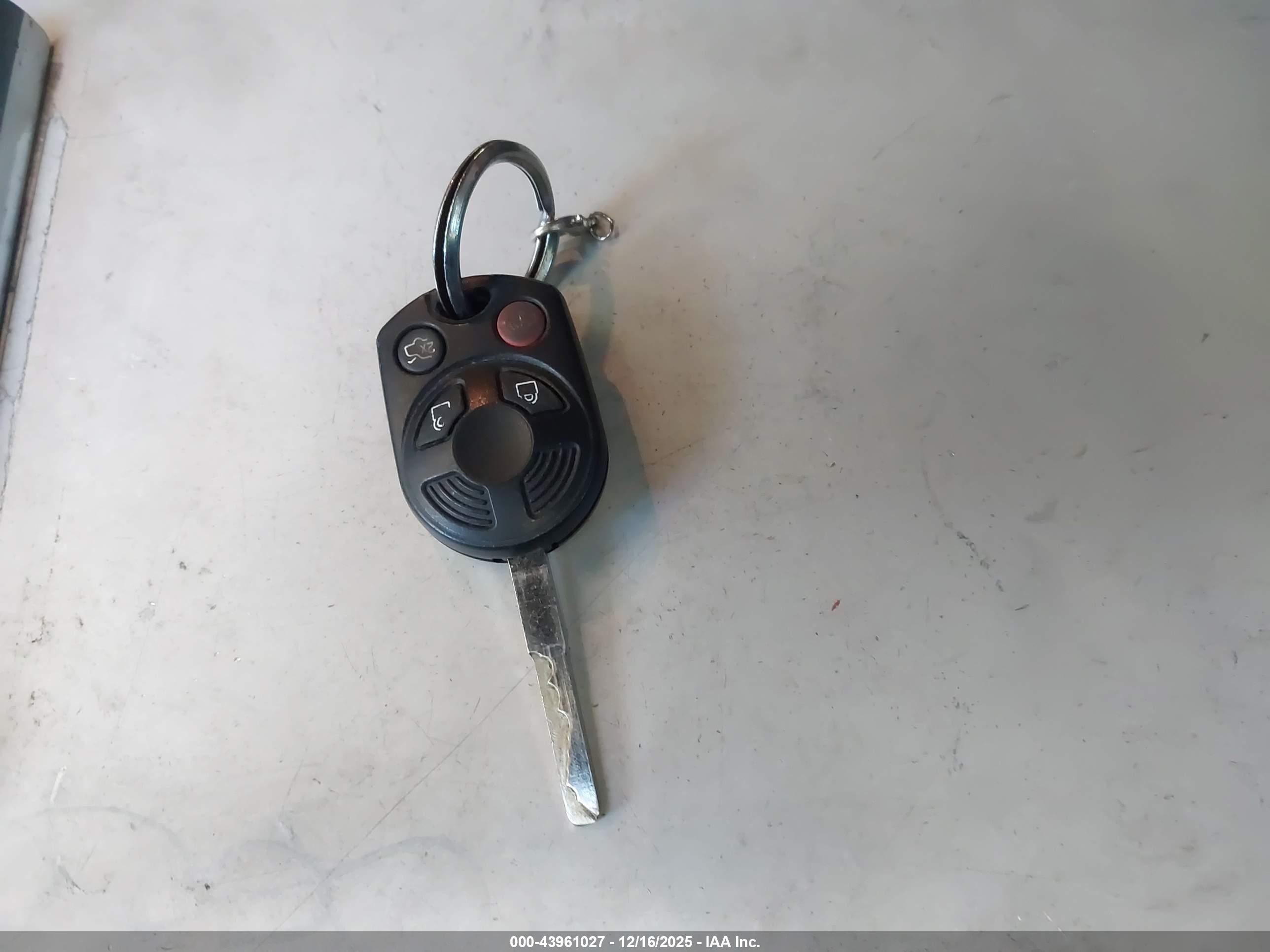 FORD FOCUS image 11