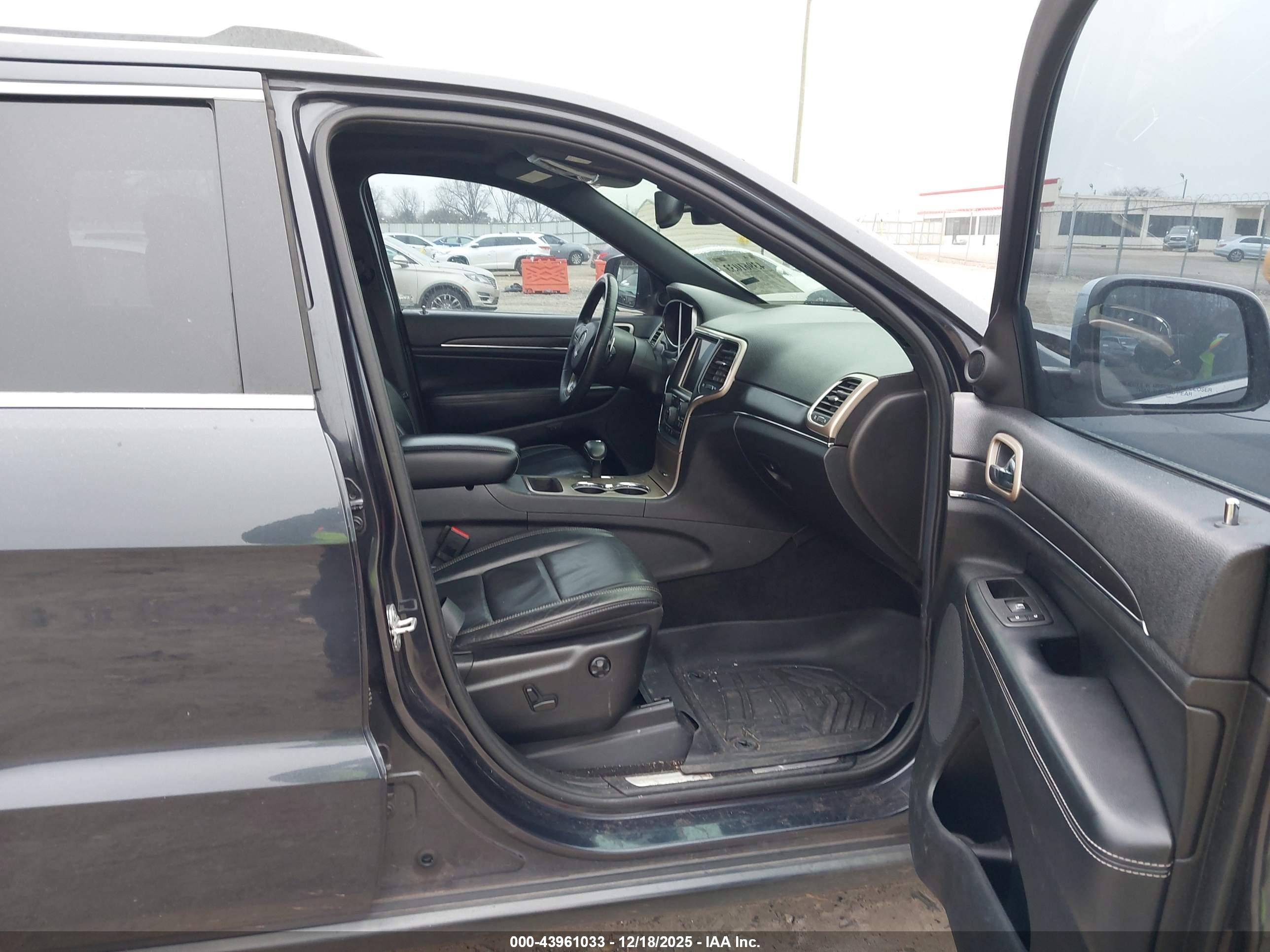 JEEP GRAND image 5
