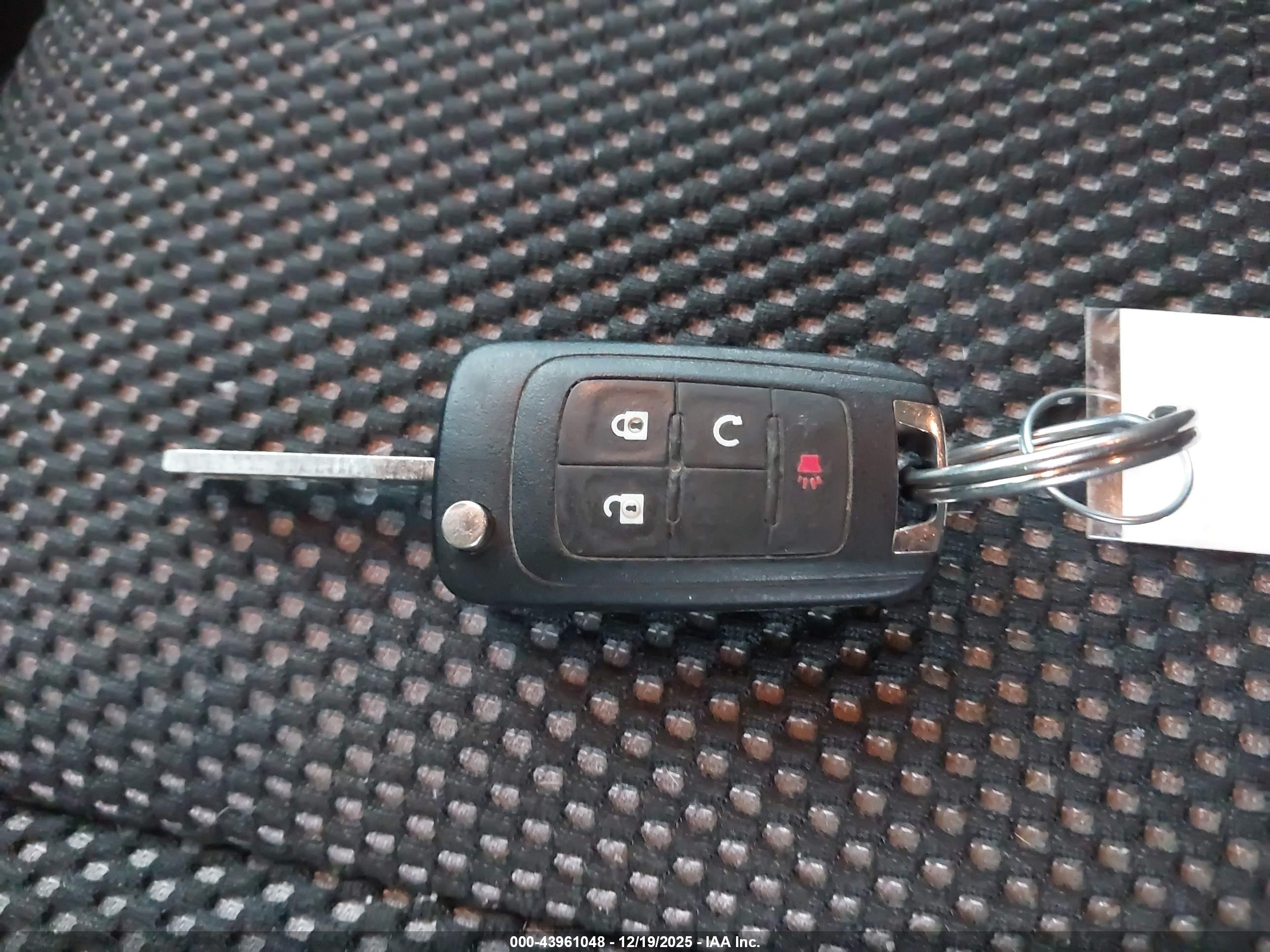 CHEVROLET EQUINOX image 11