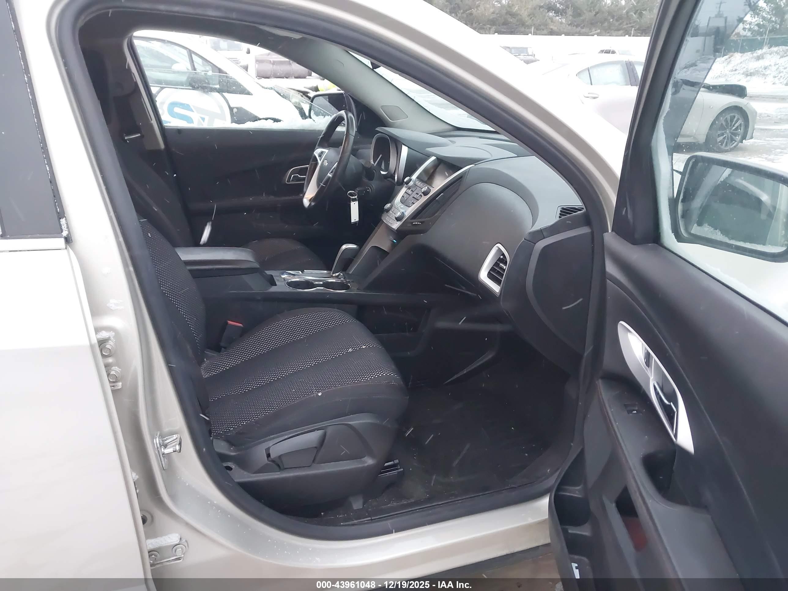 CHEVROLET EQUINOX image 5