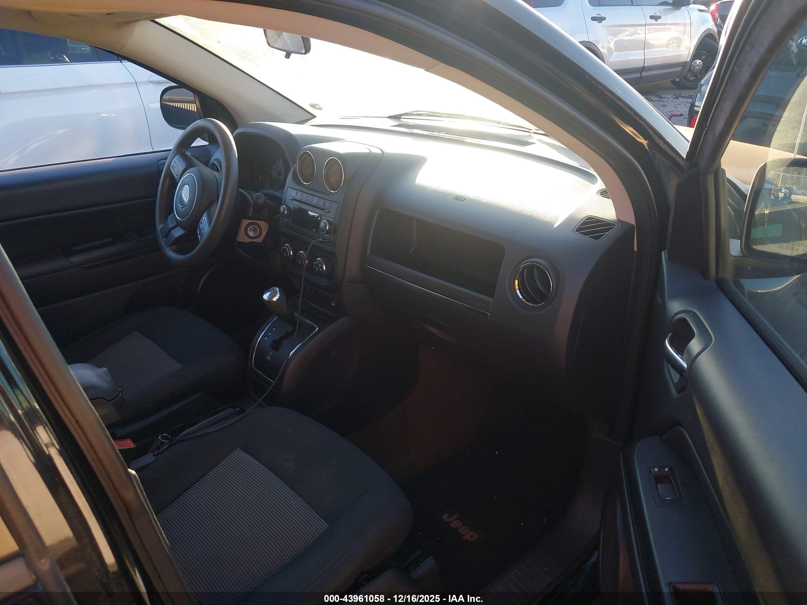 JEEP COMPASS image 5