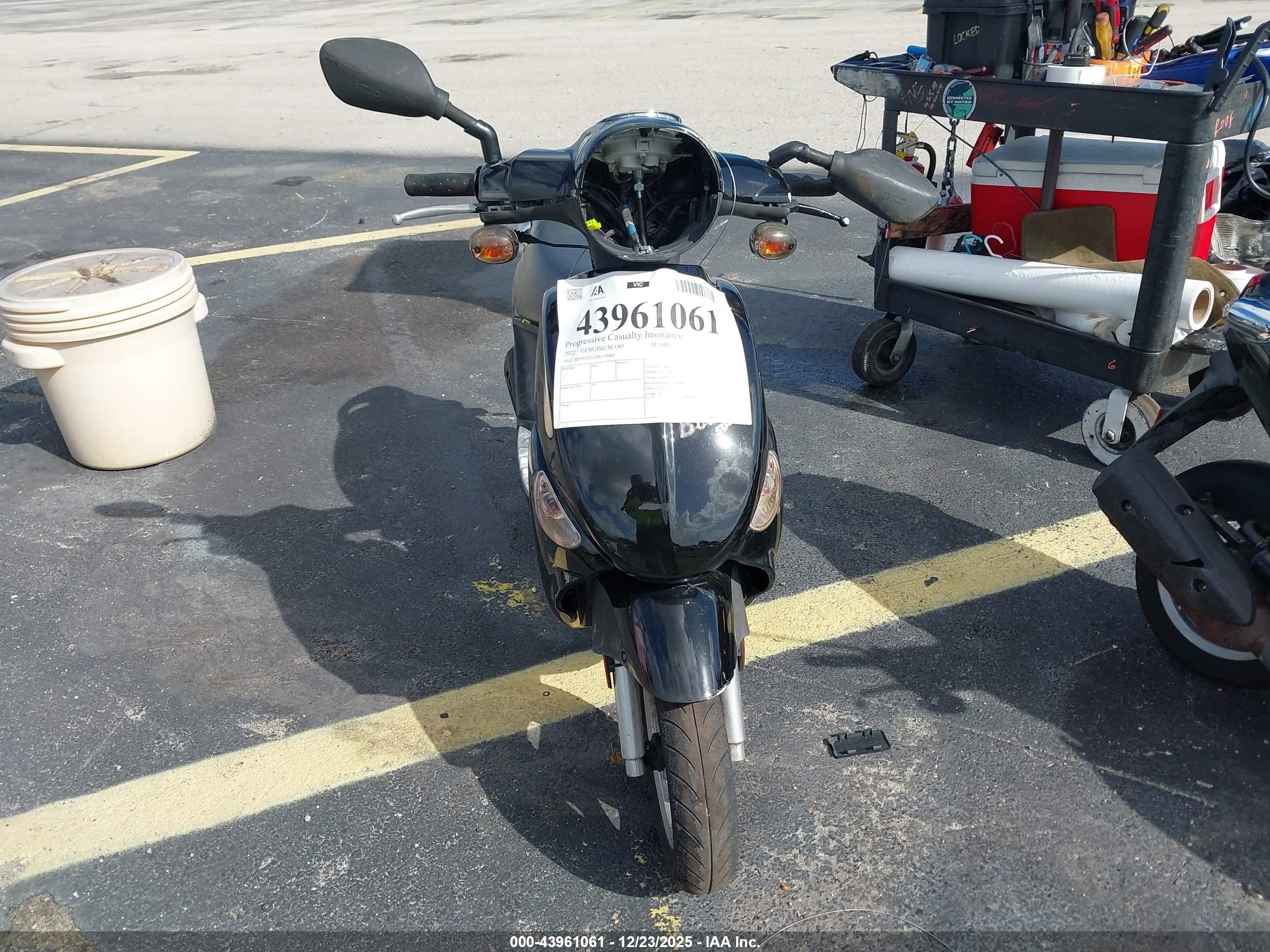 GENUINE SCOOTER image 5