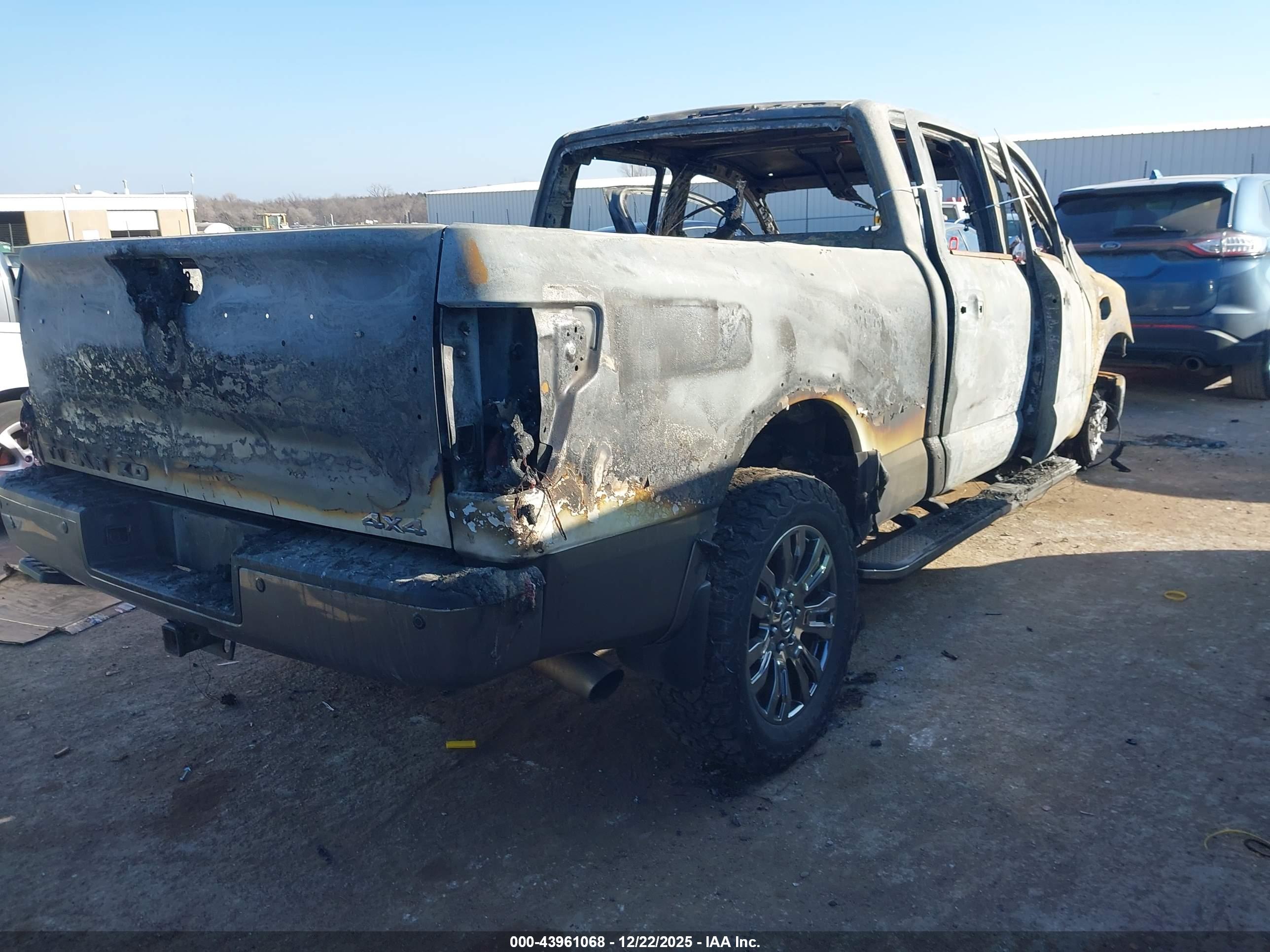 NISSAN TITAN image 4