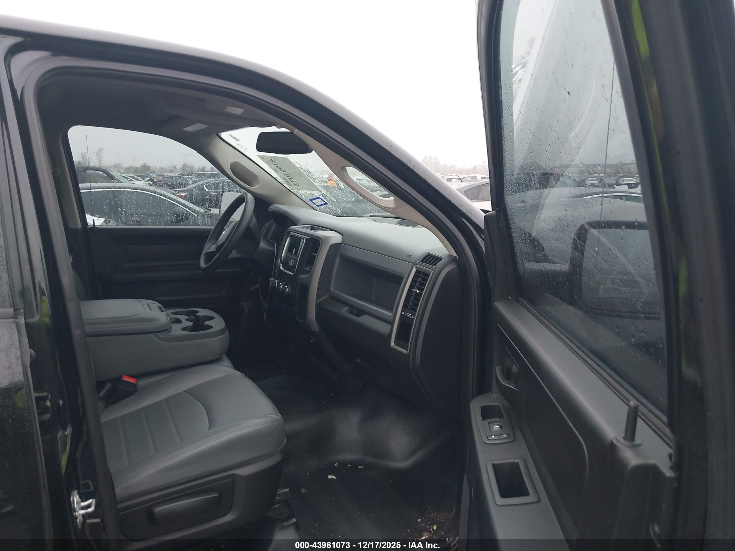 RAM 1500 image 5