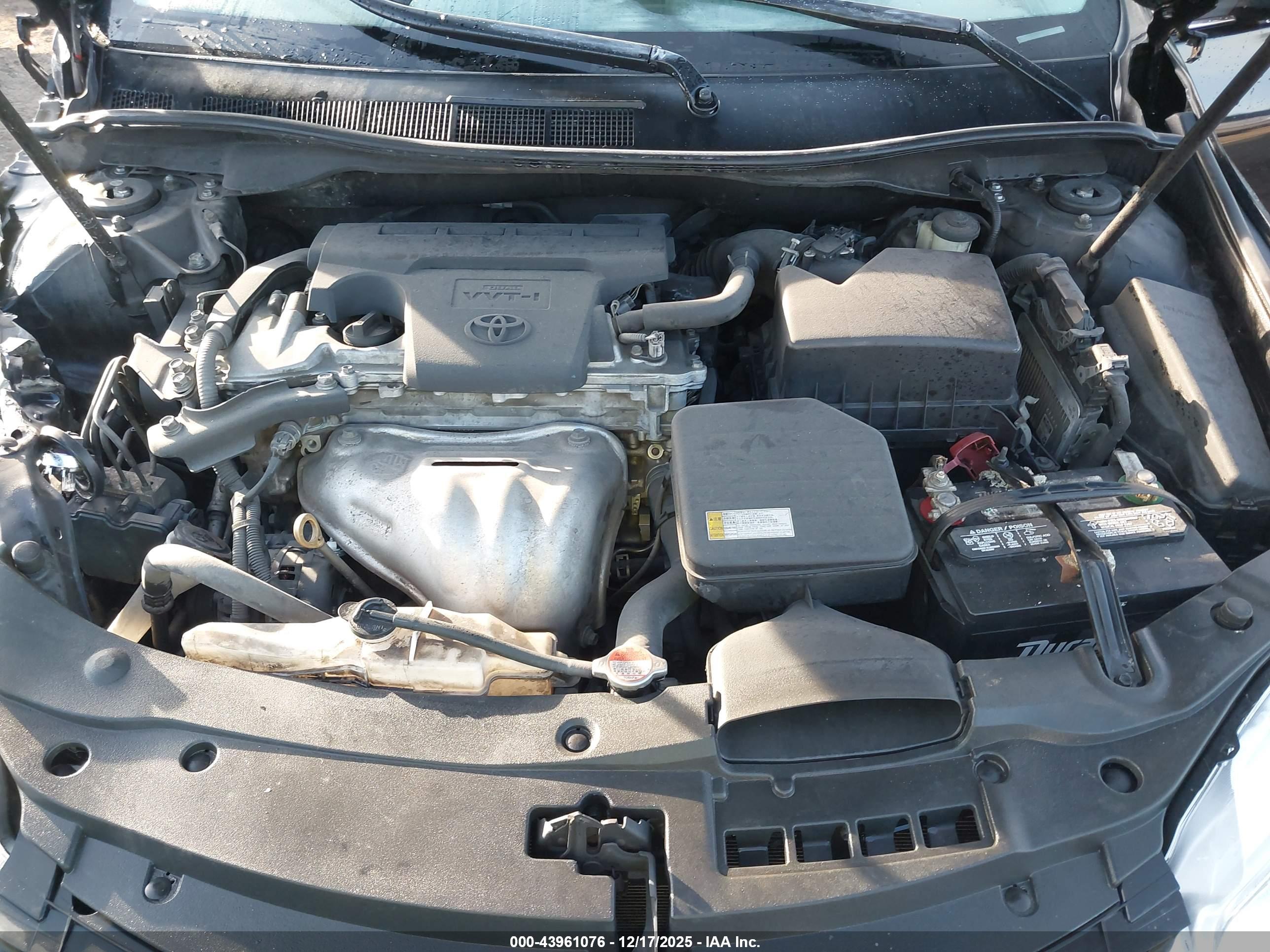 TOYOTA CAMRY image 10