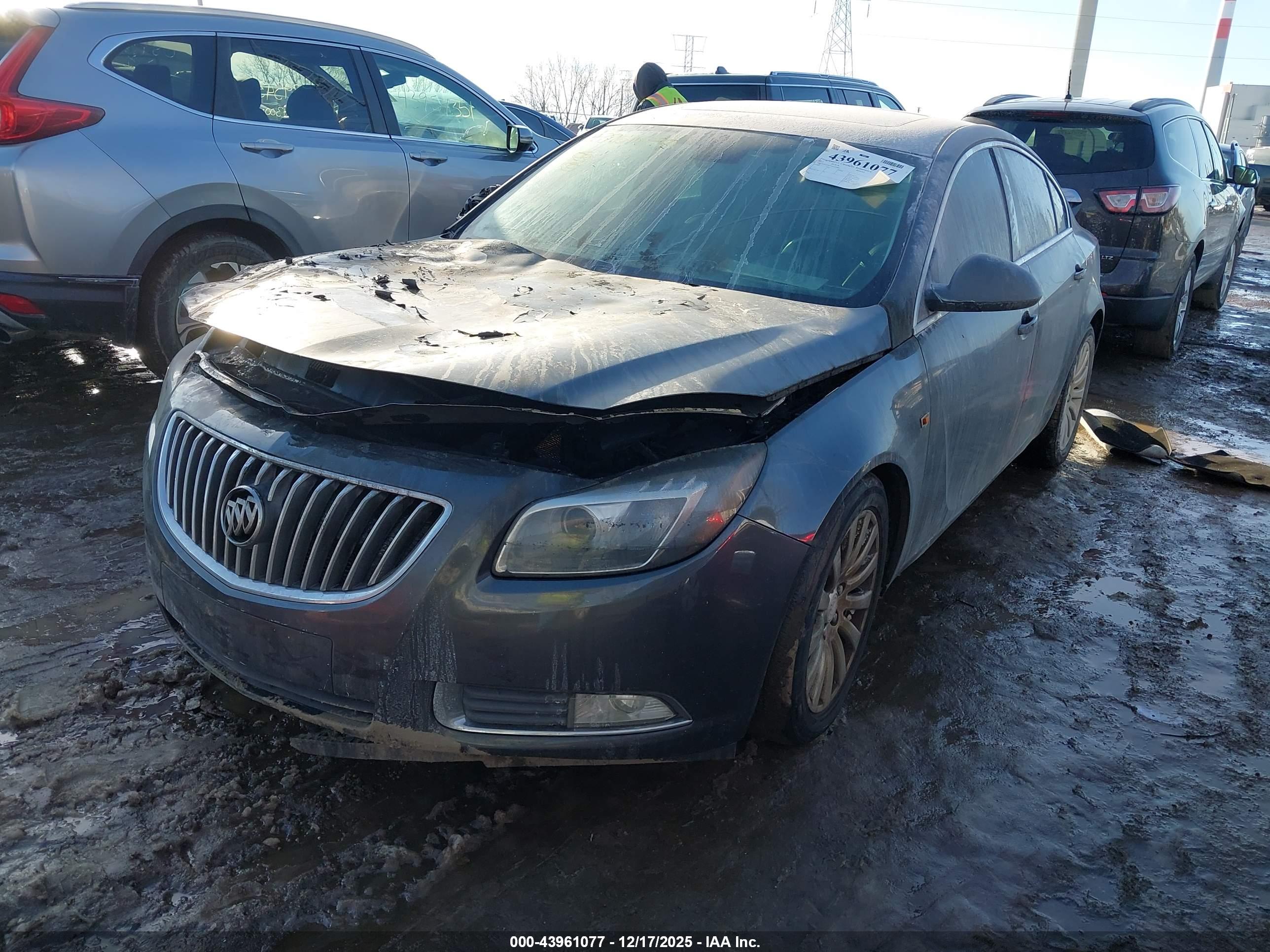 BUICK REGAL image 2